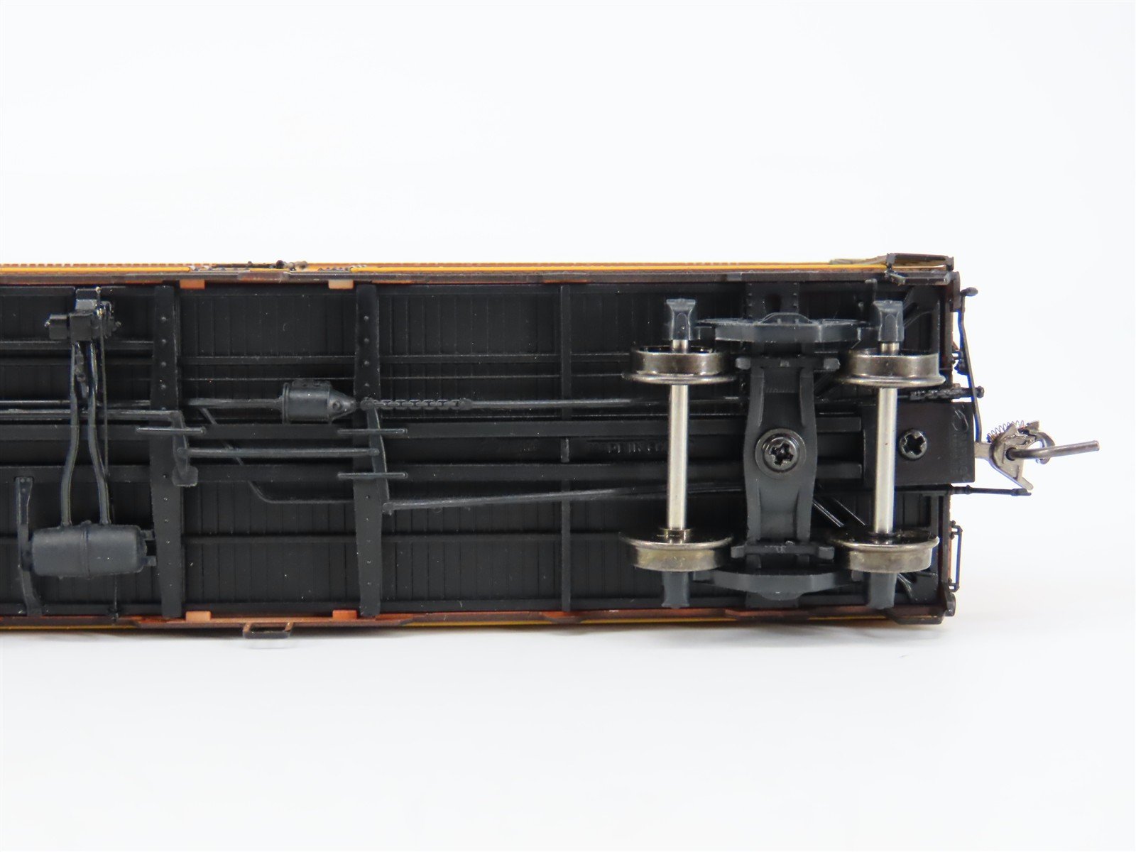 HO Scale Rapido 121051-2 ARLX Armour GARX 37' Meat Reefer #11890