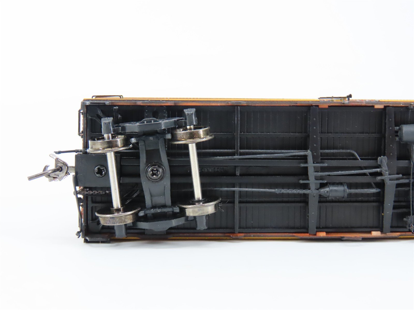 HO Scale Rapido 121051-3 ARLX Armour GARX 37' Meat Reefer #11933