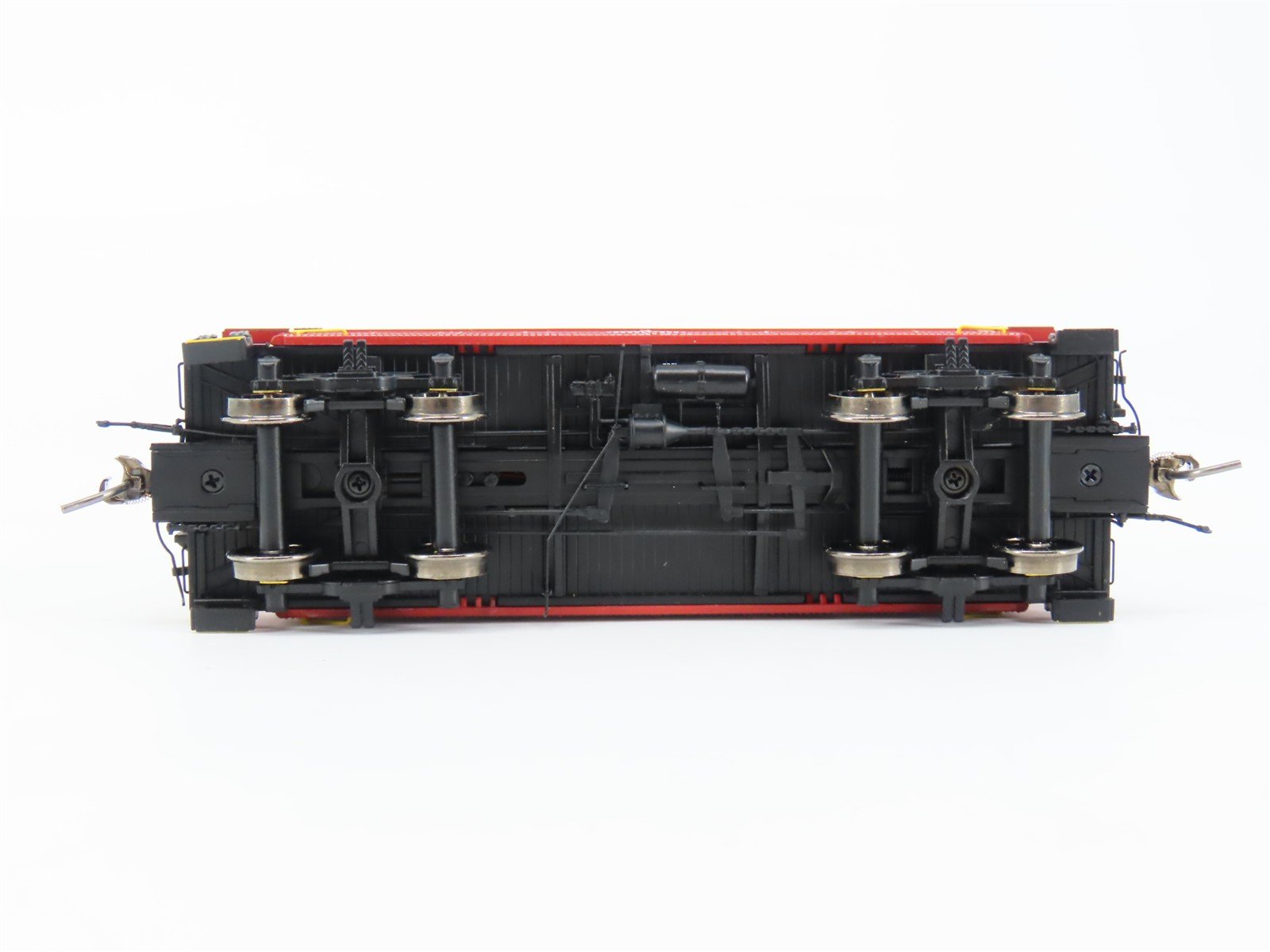 HO Scale Rapido 144022 WM Western Maryland NE-Style Caboose #1801 w/ Lights