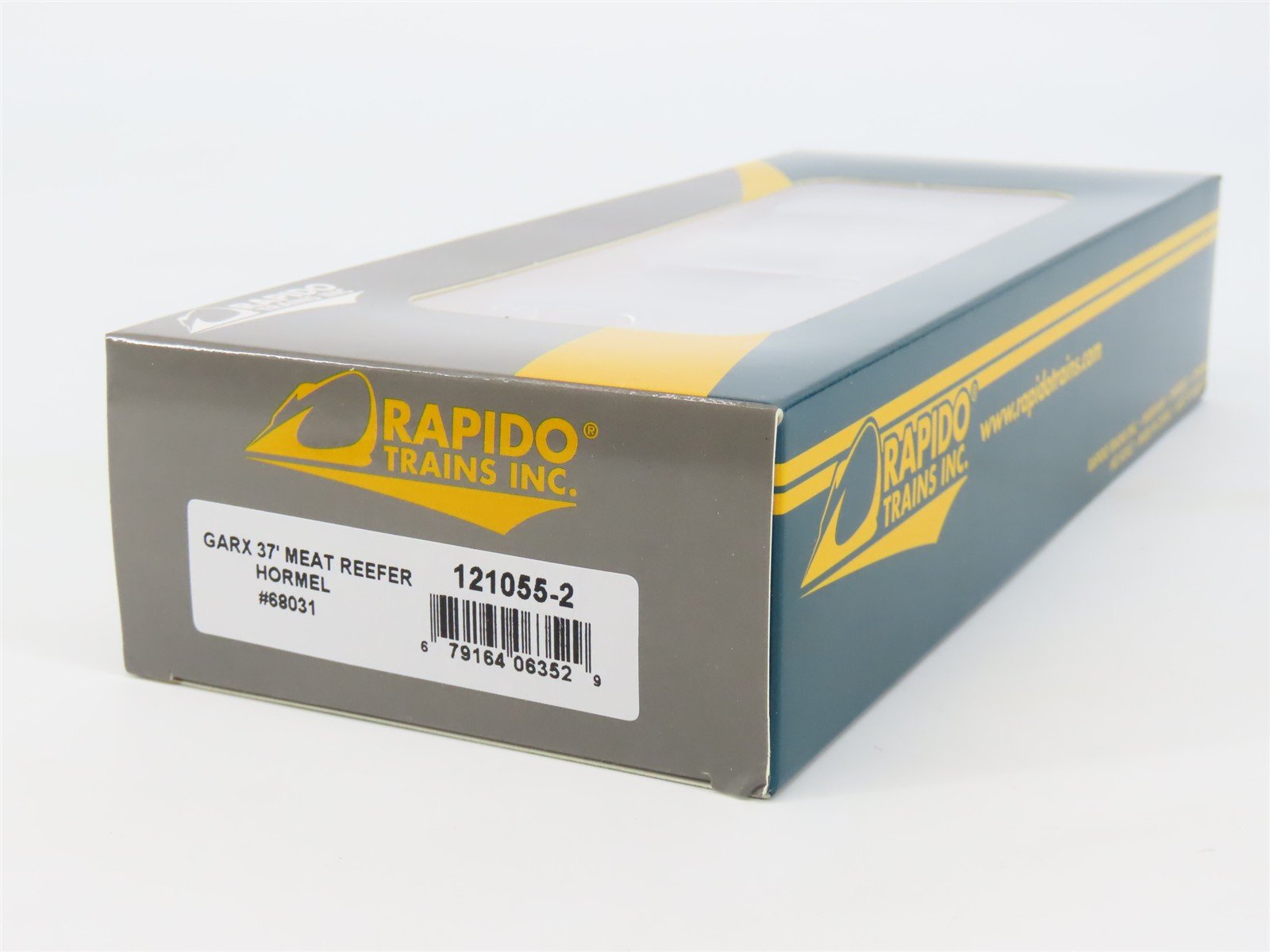 HO Scale Rapido 121055-2 URTX Hormel GARX 37' Meat Reefer #68031