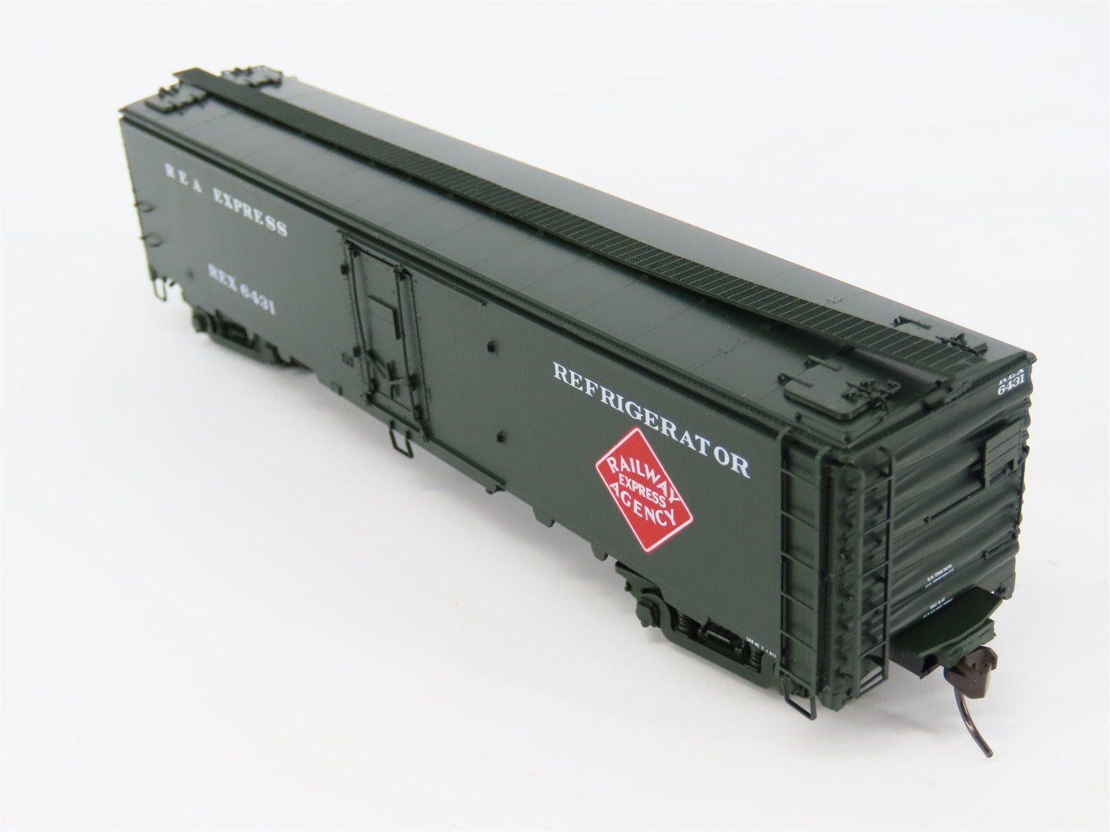 HO Scale Atlas Master Line 20005354 REX REA Railway Express Agency Reefer #6431