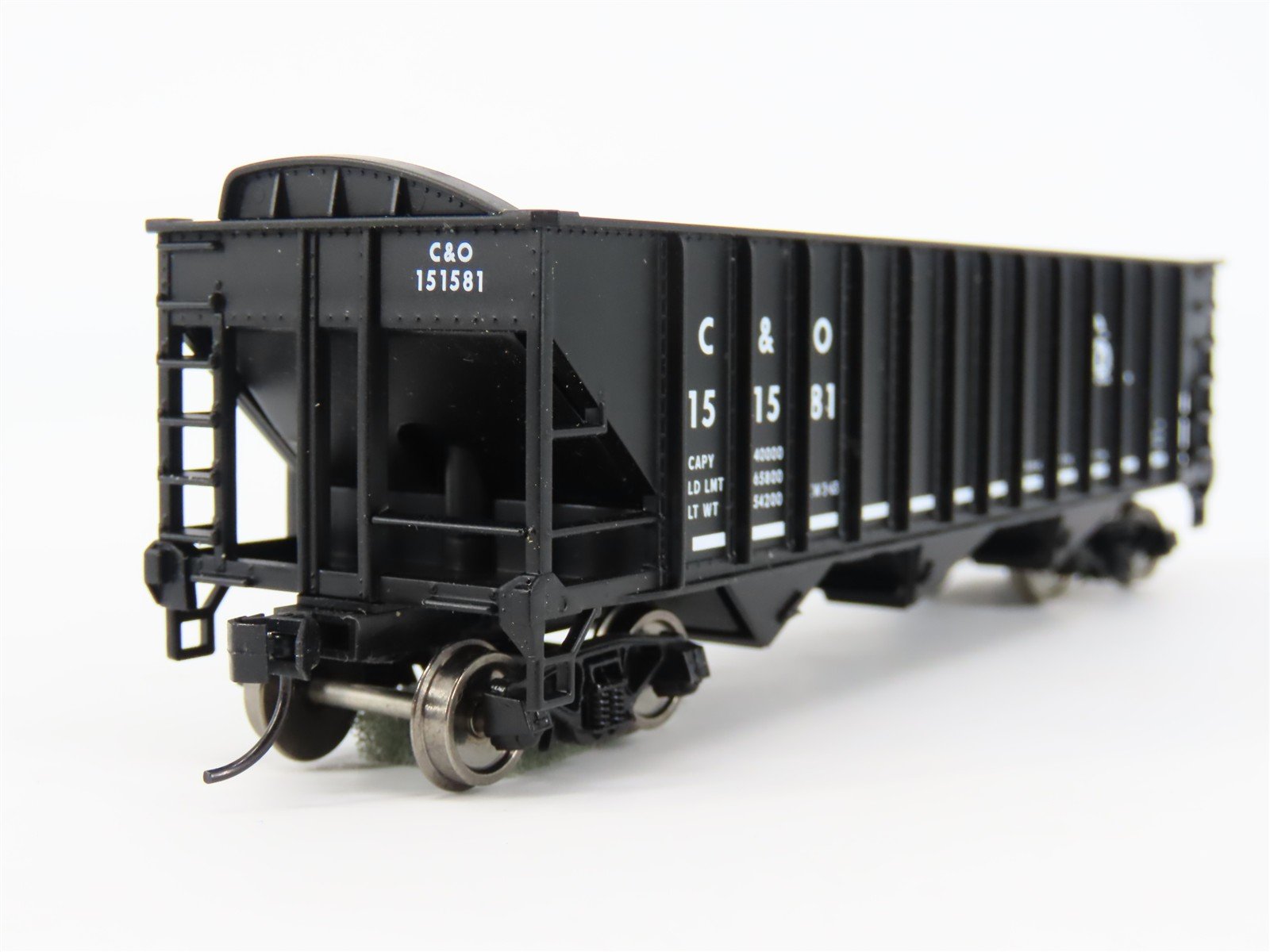 HO Scale Bowser 42907 C&O Chesapeake & Ohio Progress 3-Bay Open Hopper #151581