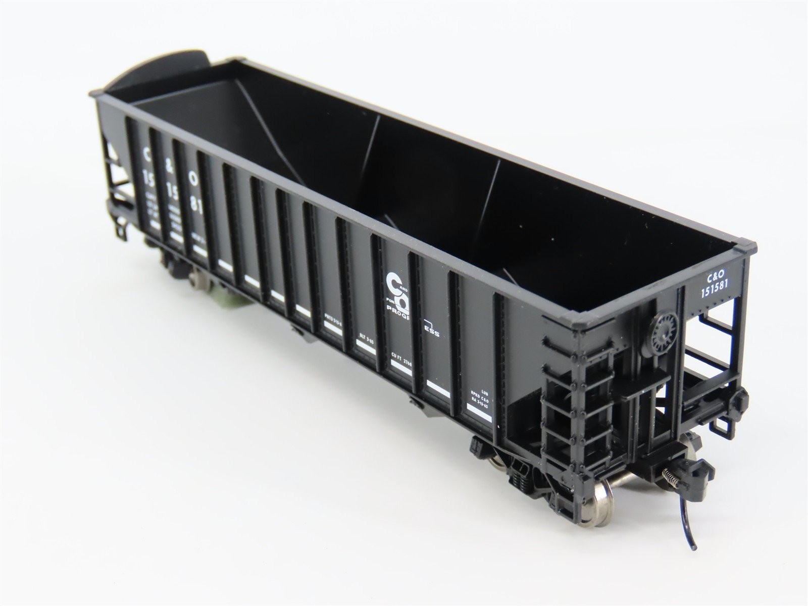 HO Scale Bowser 42907 C&O Chesapeake & Ohio Progress 3-Bay Open Hopper #151581