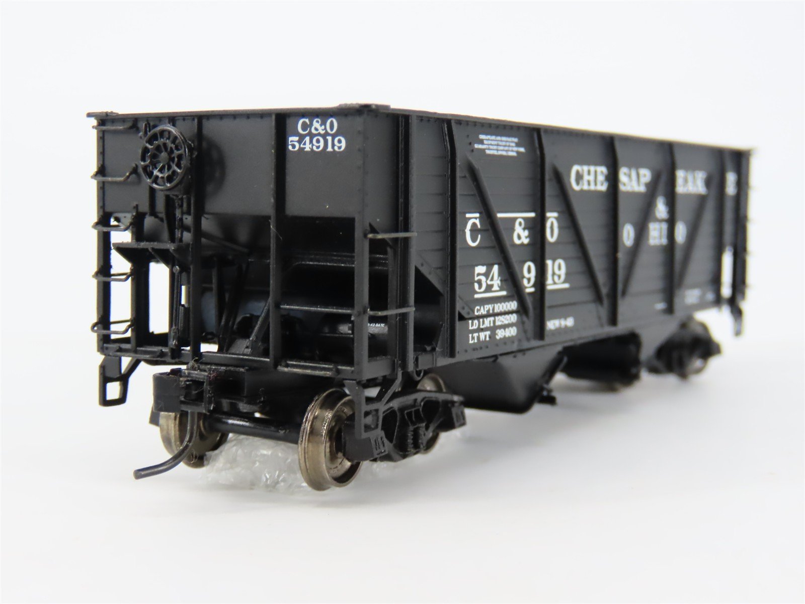 HO Scale PROTO 2000 23822 C&O Chesapeake & Ohio 2-Bay Open Hopper #54919