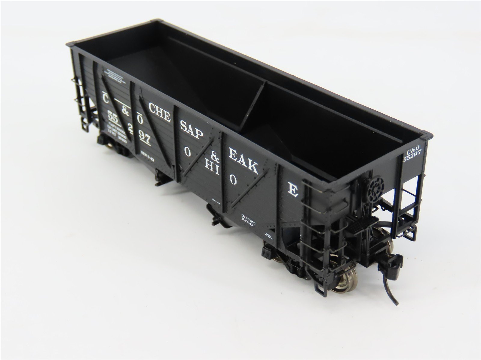 HO Scale PROTO 2000 23838 C&O Chesapeake & Ohio Railroad 2-Bay Hopper #55297
