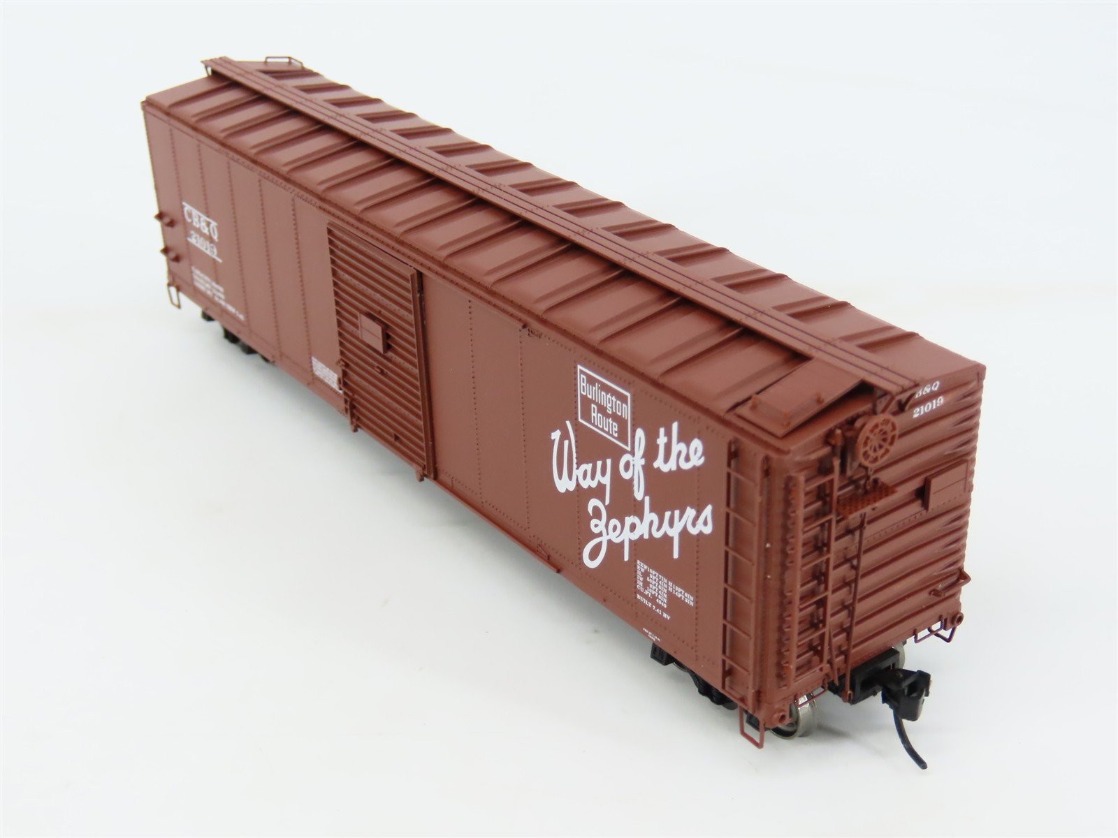 HO Scale PROTO 2000 CB&Q Burlington Route 50' Single Door Box Car #21019