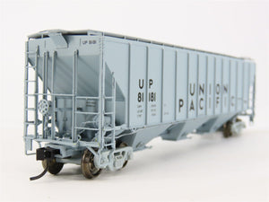 HO Scale PROTO 2000 23374 UP Union Pacific Railroad 3-Bay Covered Hopper #81181