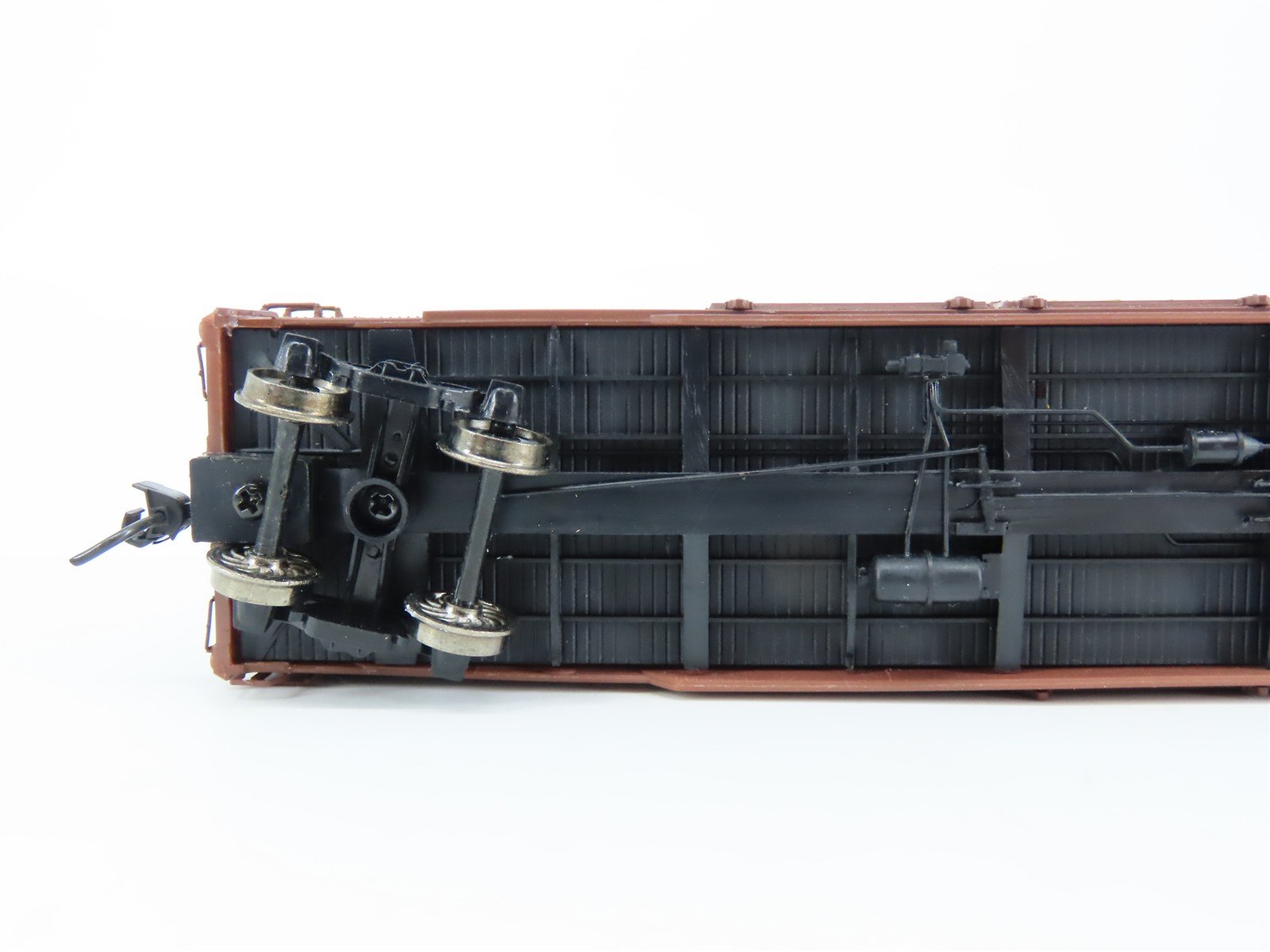 HO Scale PROTO 2000 ERIE Railroad 50' Automobile Box Car #65012