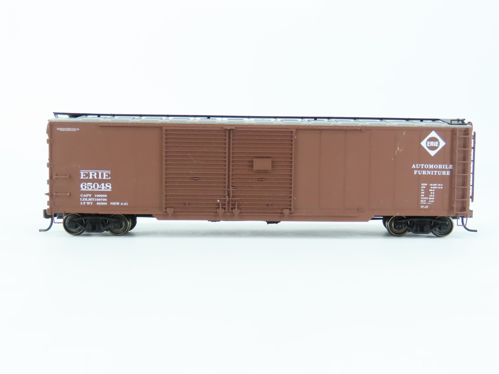 HO Scale PROTO 2000 ERIE Railroad 50' Automobile Box Car #65048