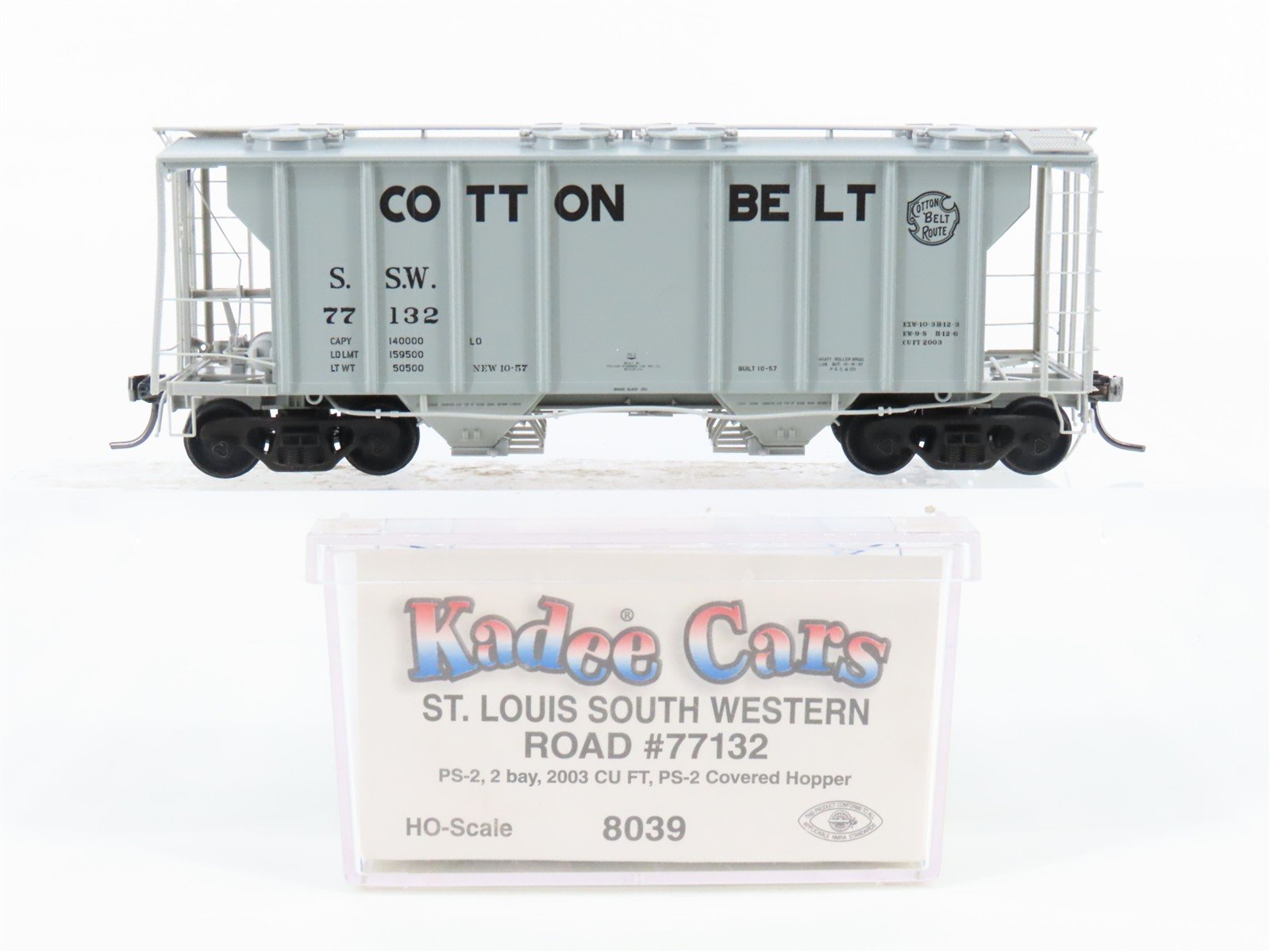 HO Scale Kadee Cars 8039 SSW Cotton Belt 2-Bay Covered Hopper #77132