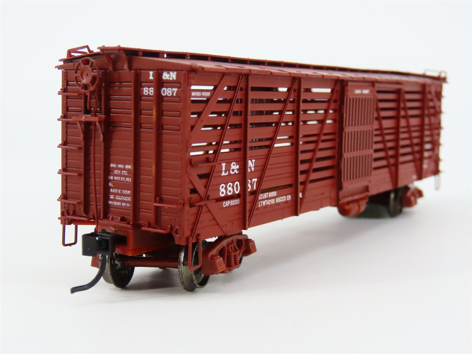 HO Scale Proto 2000 L&N Louisville & Nashville 40' Double Deck Stock Car #88087