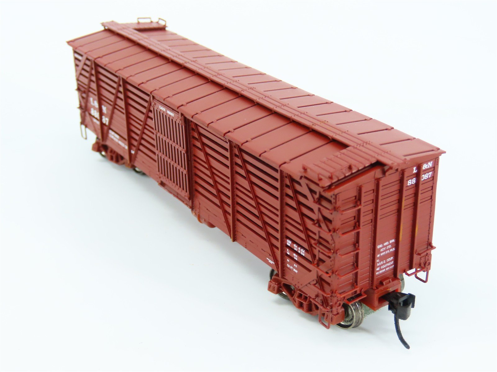 HO Scale Proto 2000 L&N Louisville & Nashville 40' Double Deck Stock Car #88087