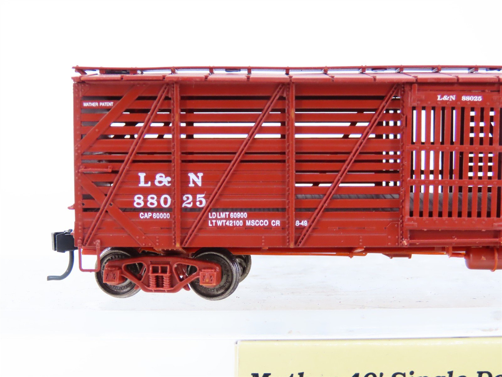 HO Scale Proto 2000 L&N Louisville & Nashville 40' Double Deck Stock Car #88025