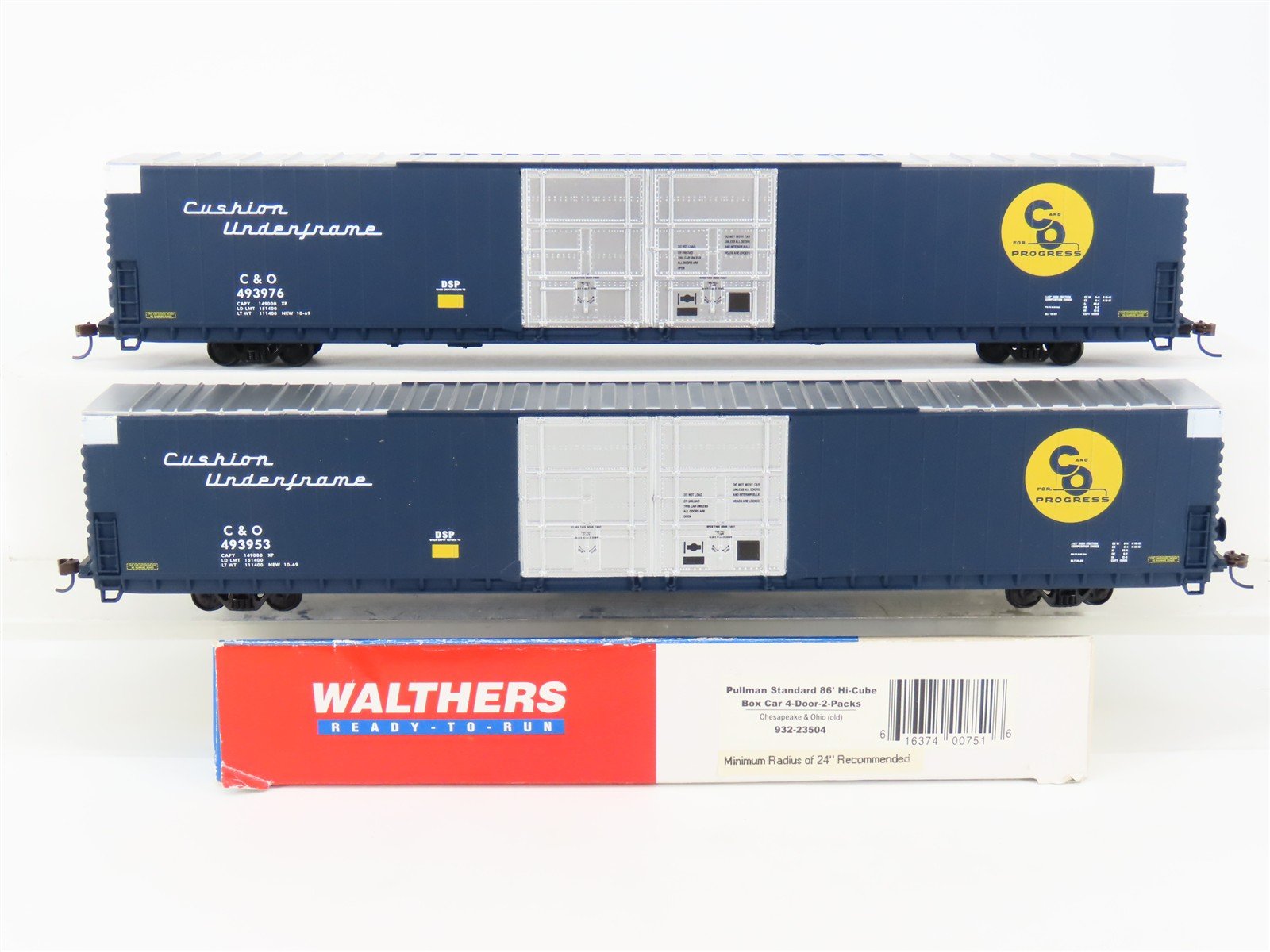 HO Scale Walthers RTR 932-23504 C&O Chesapeake & Ohio 86' Hi-Cube Boxcar 2-Pack