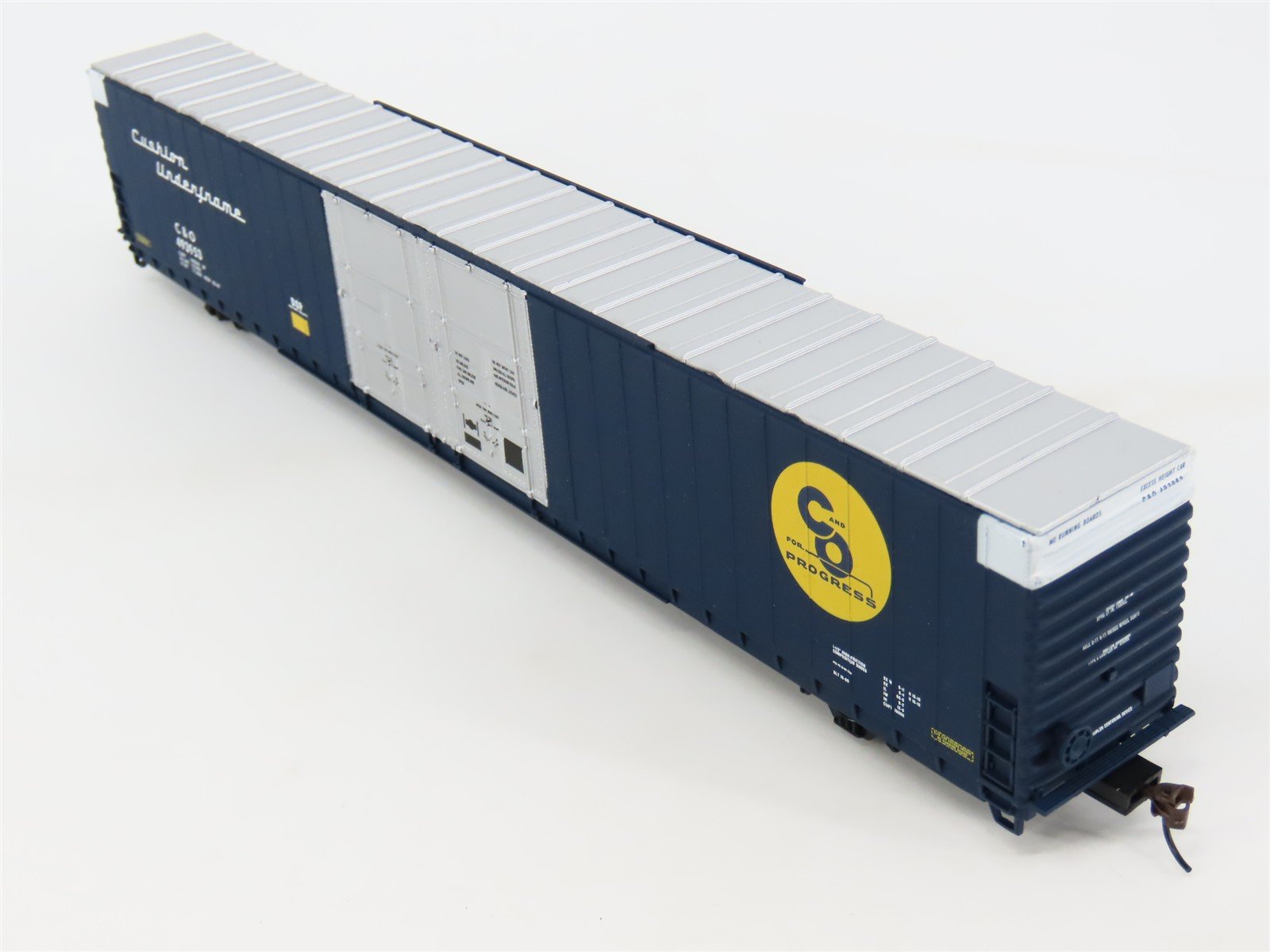 HO Scale Walthers RTR 932-23504 C&O Chesapeake & Ohio 86' Hi-Cube Boxcar 2-Pack