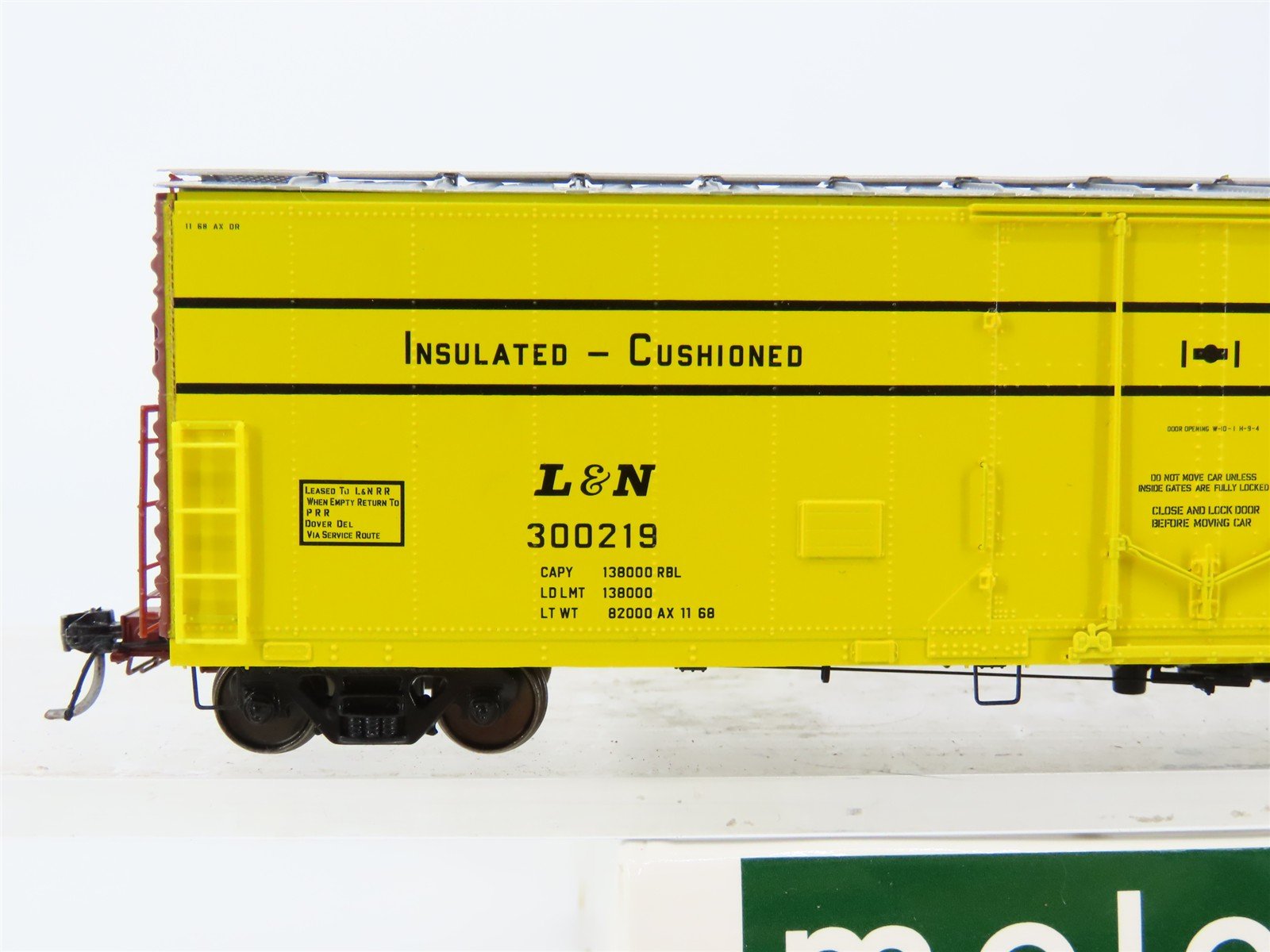 HO Scale Moloco 33011-03 L&N Louisville & Nashville FGE 50' Boxcar #300219