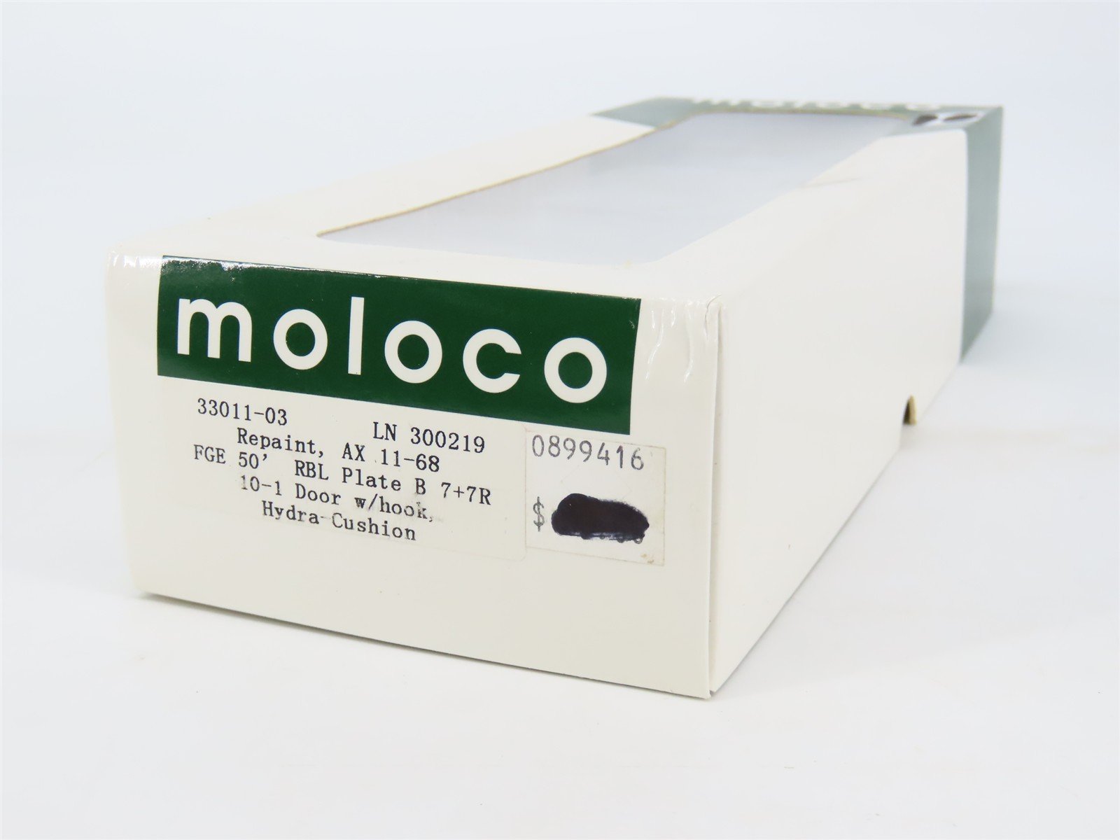 HO Scale Moloco 33011-03 L&N Louisville & Nashville FGE 50' Boxcar #300219