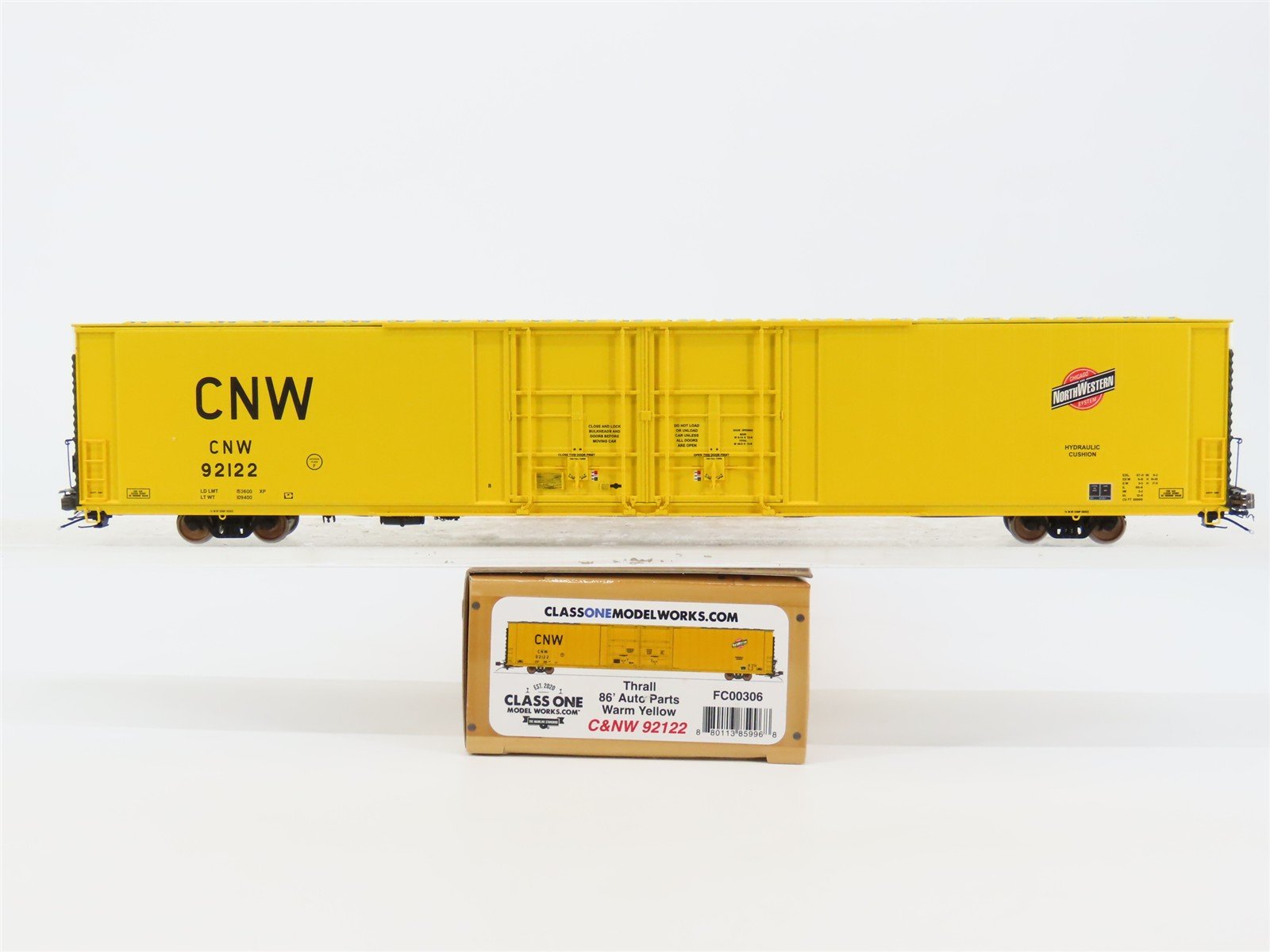HO Scale Class One Models FC00306 CNW Railway 86' Auto Parts Boxcar #92122