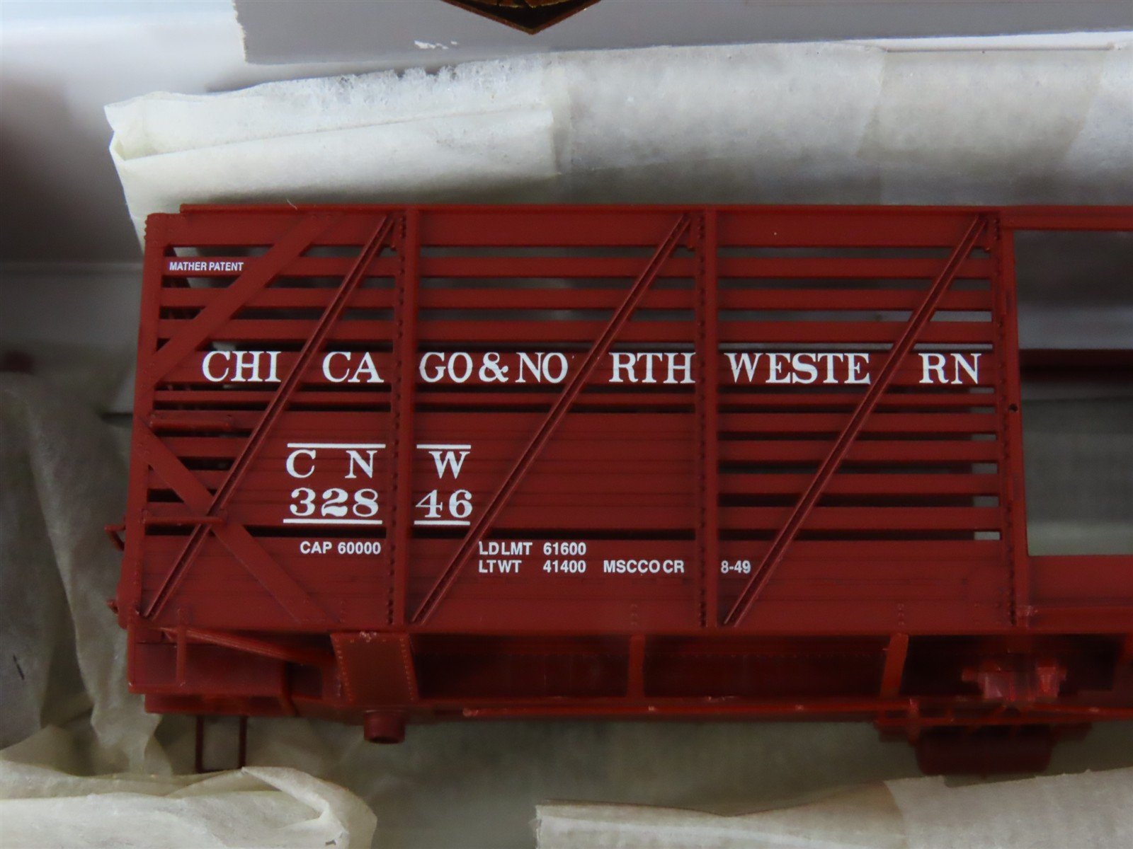 HO Scale PROTO 2000 Kit #30944 C&NW Chicago & North Western 40' Stock Car 32846