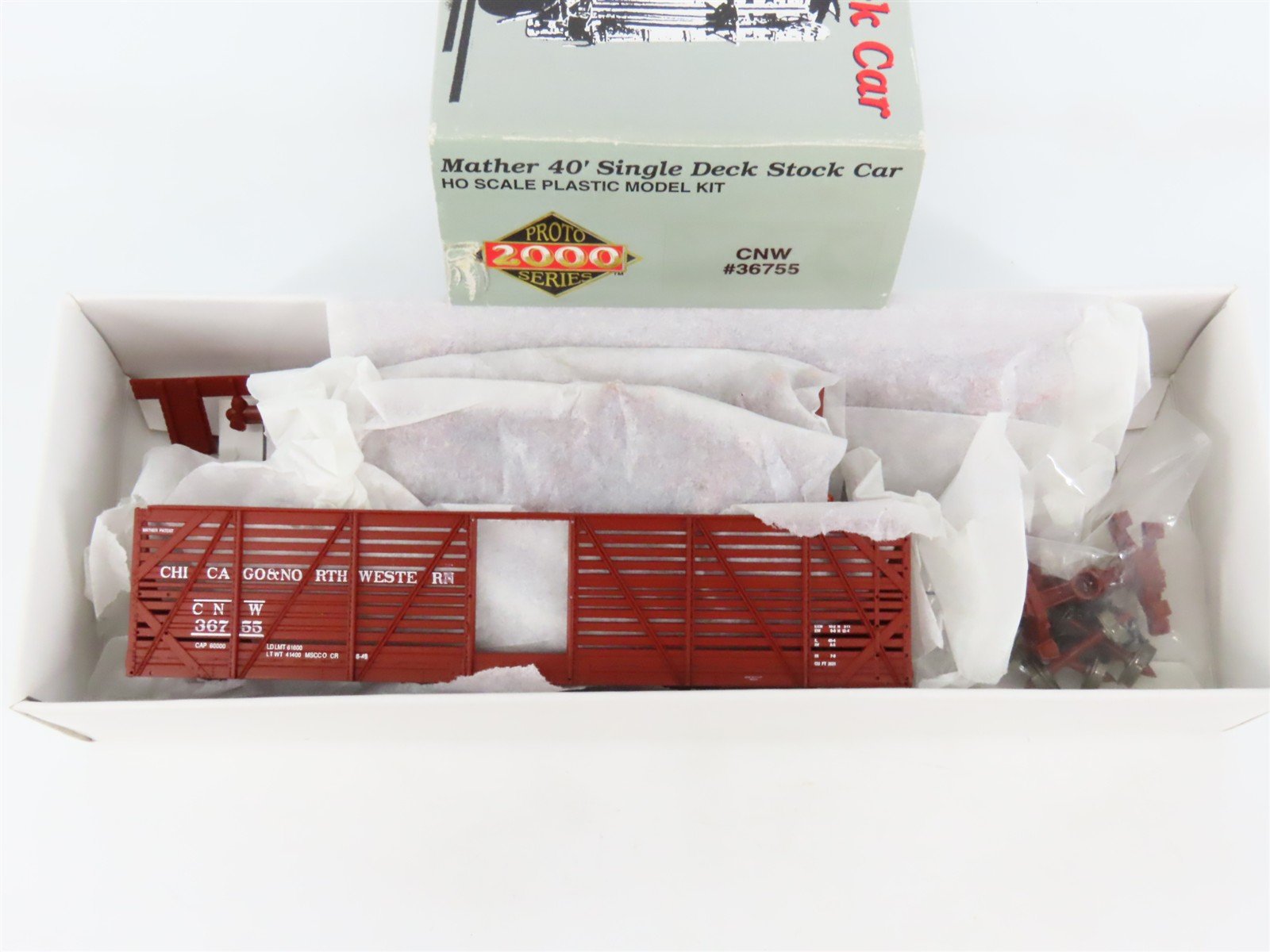 HO Scale PROTO 2000 Kit CNW Chicago North Western Railroad 40' Stock Car #36755