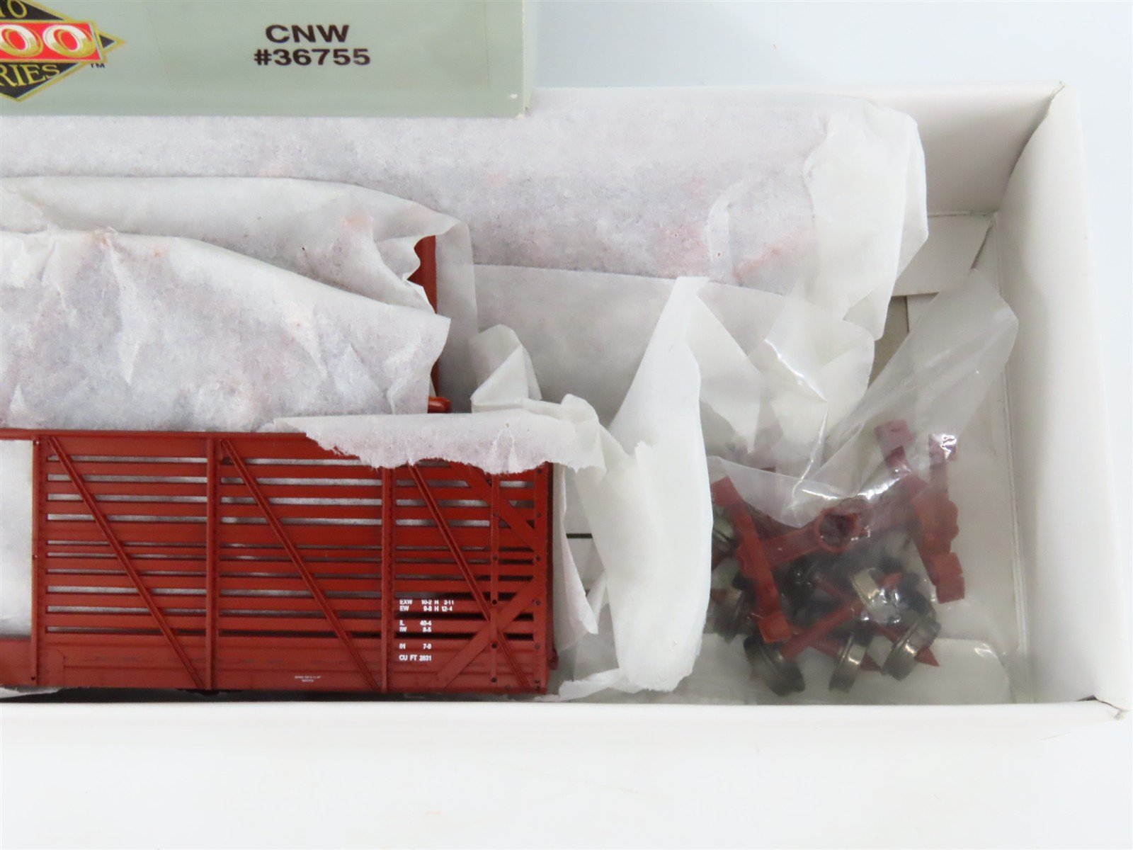 HO Scale PROTO 2000 Kit CNW Chicago North Western Railroad 40' Stock Car #36755