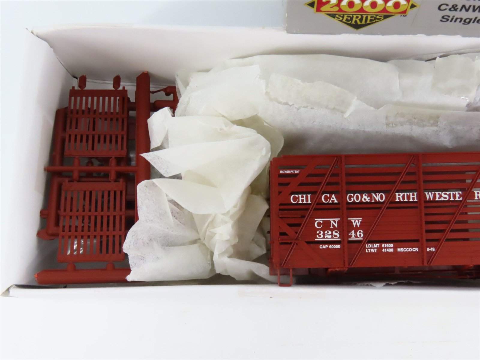 HO Scale PROTO 2000 Kit #30944 C&NW Chicago & North Western Stock Car #32846