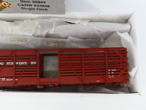 HO Scale PROTO 2000 Kit #30944 C&NW Chicago & North Western Stock Car #32846