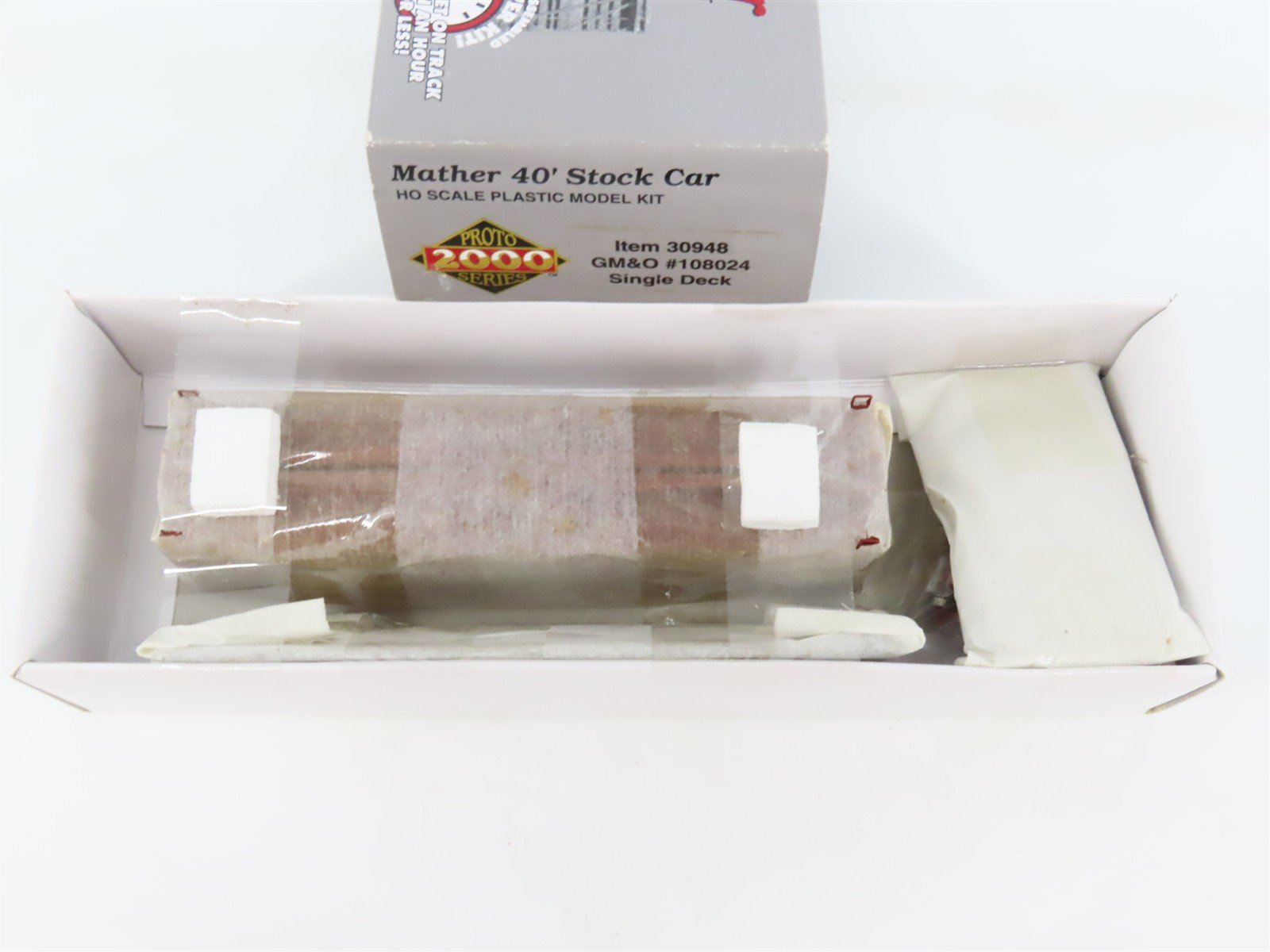 HO Scale PROTO 2000 Kit #30948 GM&O Gulf Mobile & Ohio 40' Stock Car #108024