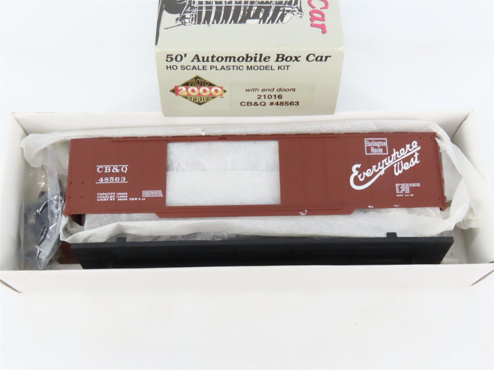 HO Scale PROTO 2000 Kit #21016 CB&Q Burlington Route 50' Auto Box Car #48563