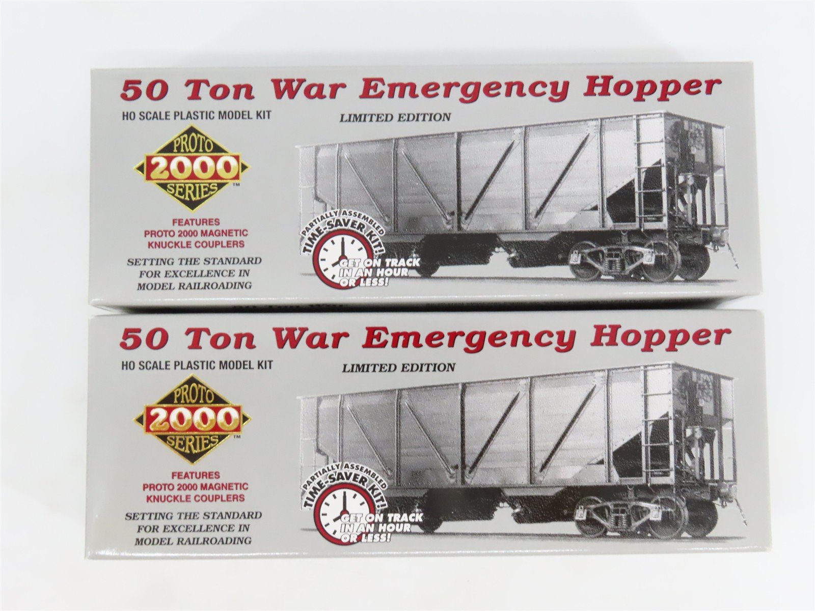 HO Scale PROTO 2000 Kit #23807 C&O Chesapeake & Ohio 2-Bay Hopper 2-Pack
