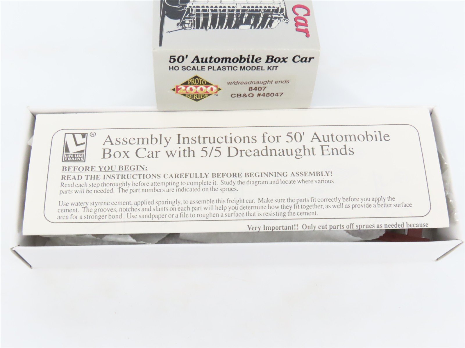 HO Scale PROTO 2000 Kit #8407 CB&Q Burlington Route 50' Auto Box Car #48047