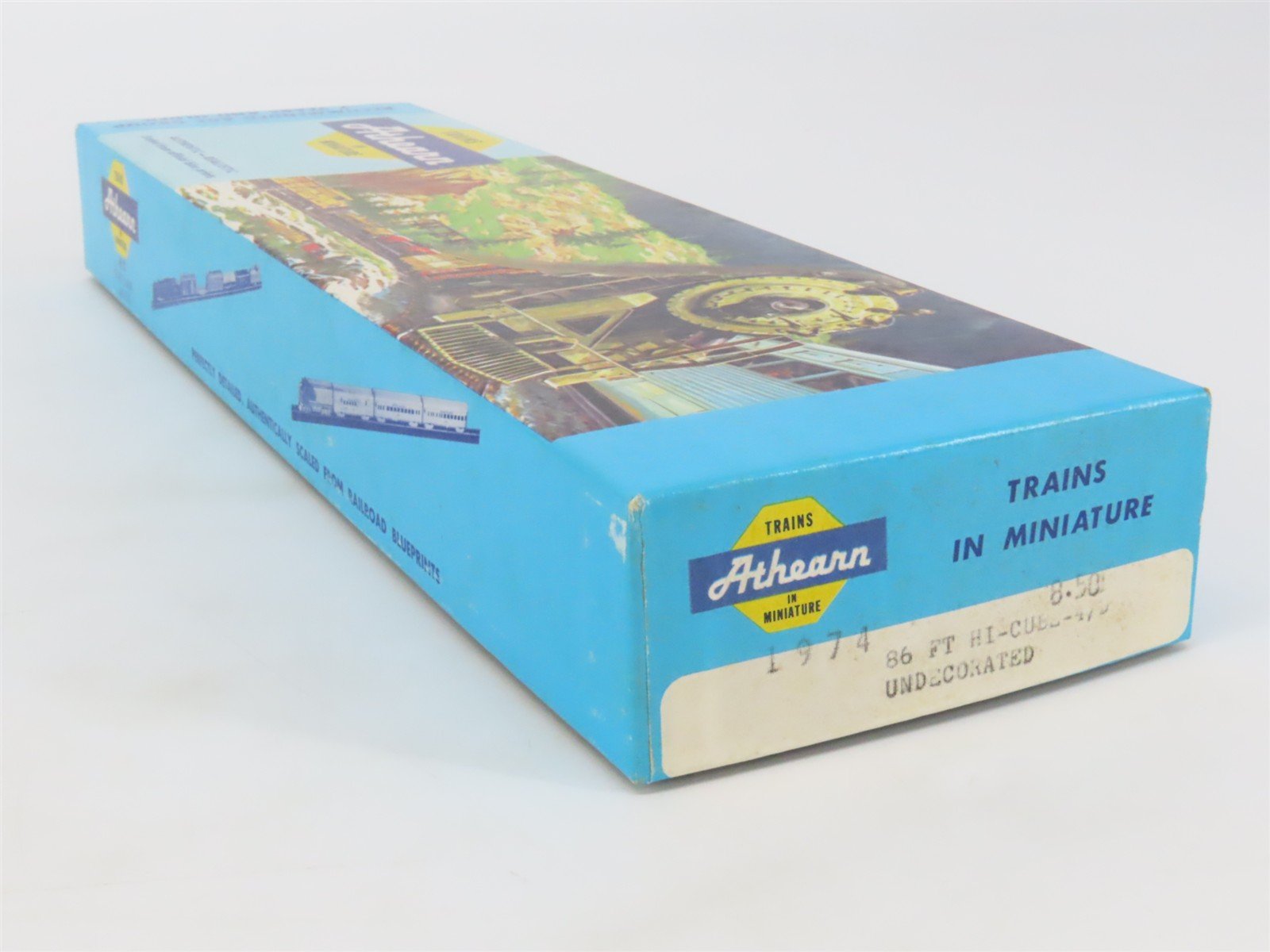 HO Scale Athearn Kit #1974 Undecorated 86' Hi-Cube Box Car
