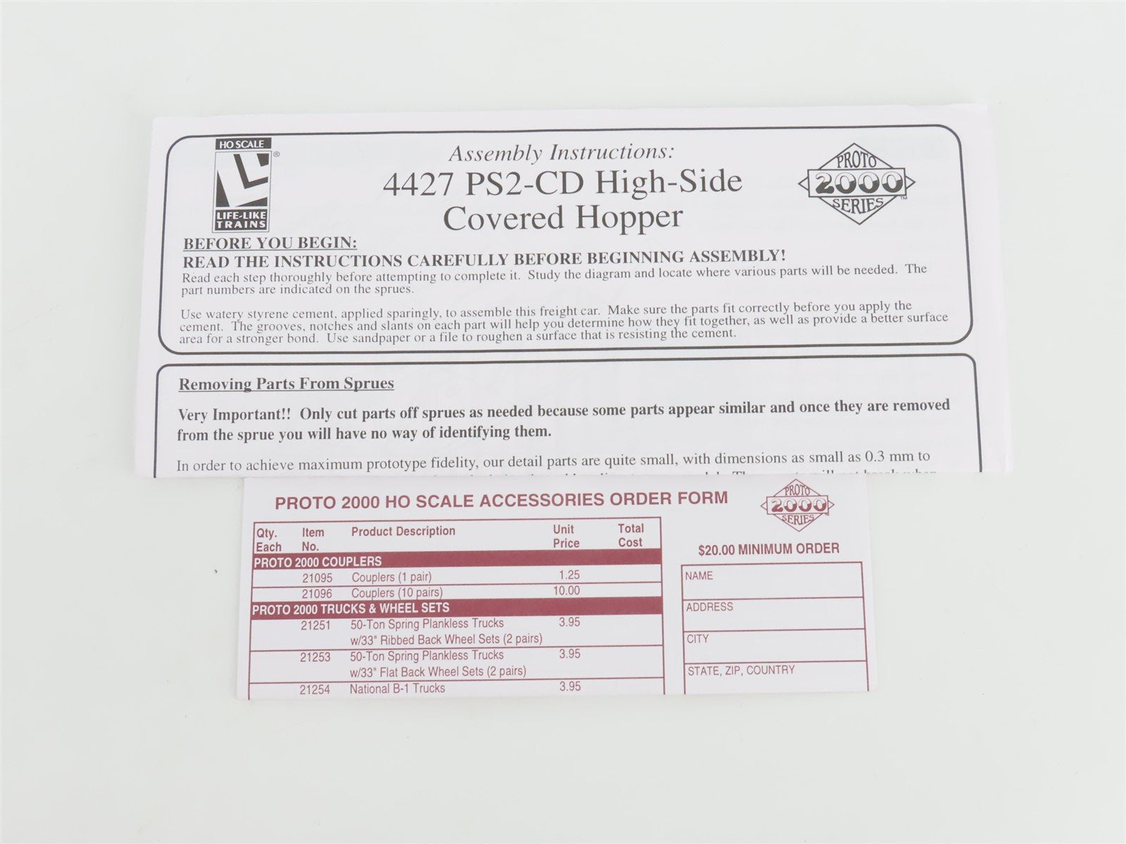 HO Scale PROTO 2000 Kit #21864 UP Union Pacific Covered 3-Bay Hopper #81096