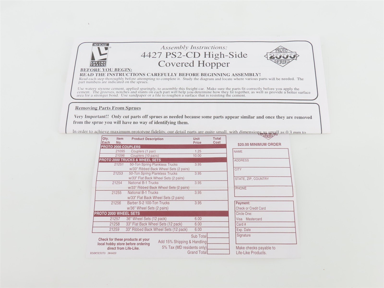 HO Scale PROTO 2000 Kit #21864 UP Union Pacific 3-Bay Covered Hopper #81683