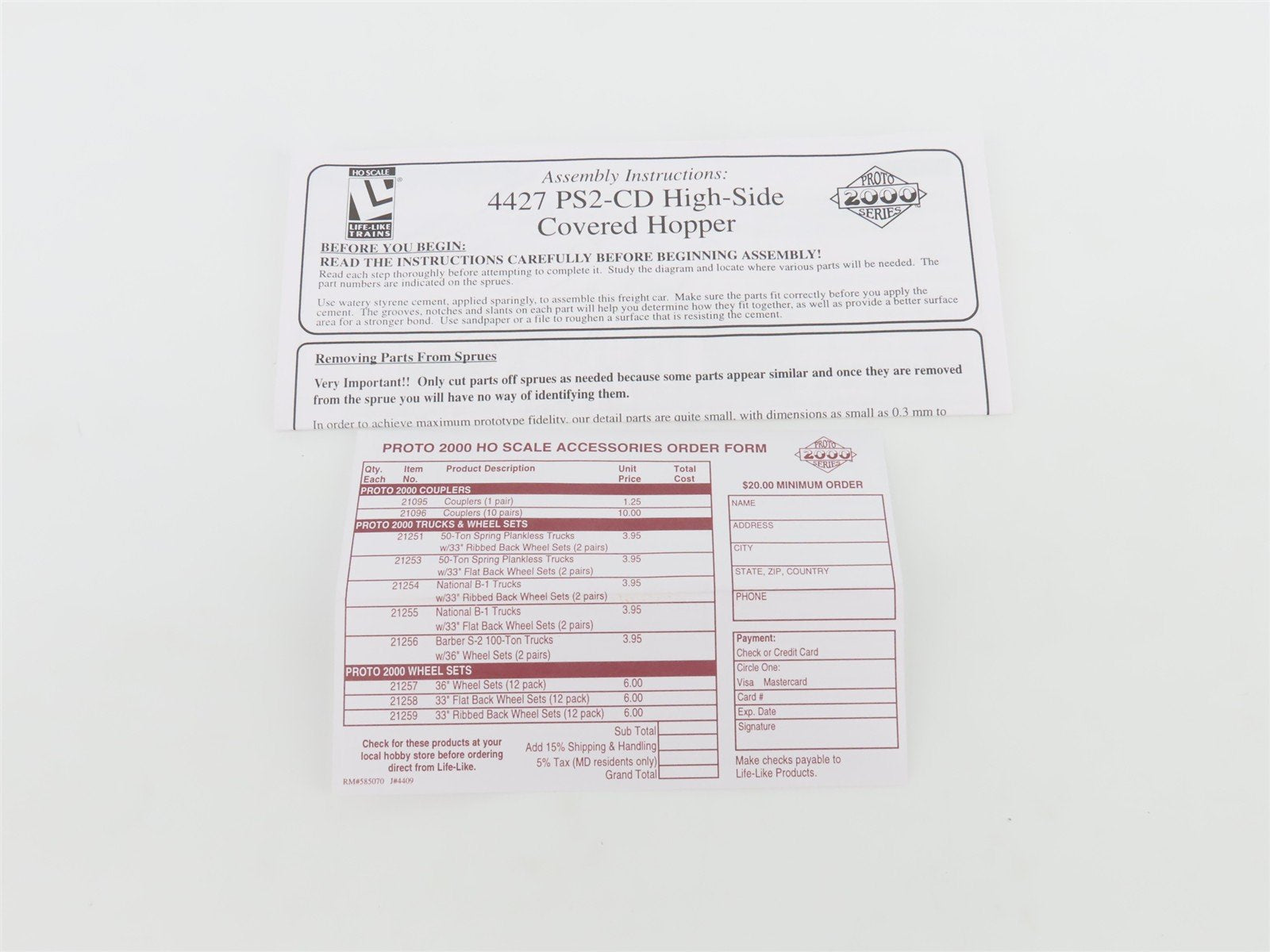 HO Scale PROTO 2000 Kit #21867 USLX 3-Bay High Side Covered Hopper #1363
