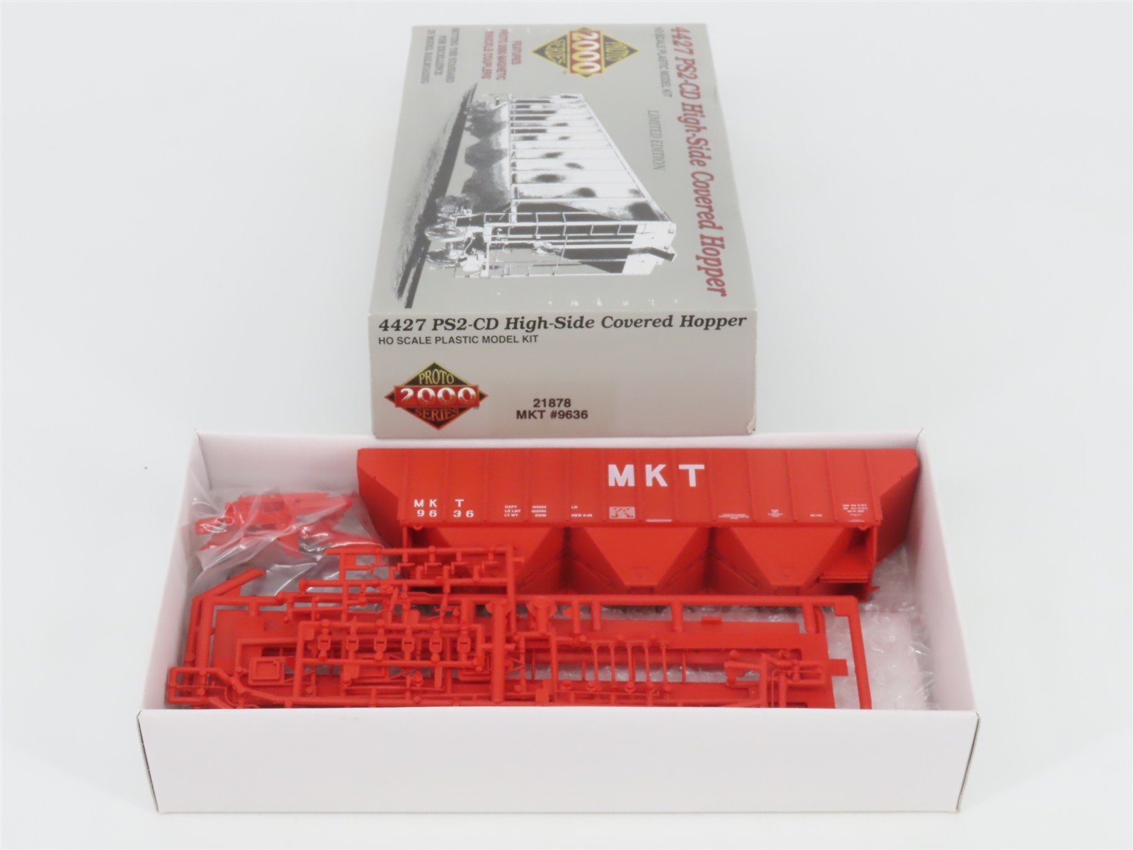 HO Scale PROTO 2000 Kit #21878 MKT 3-Bay High Side Covered Hopper #9636