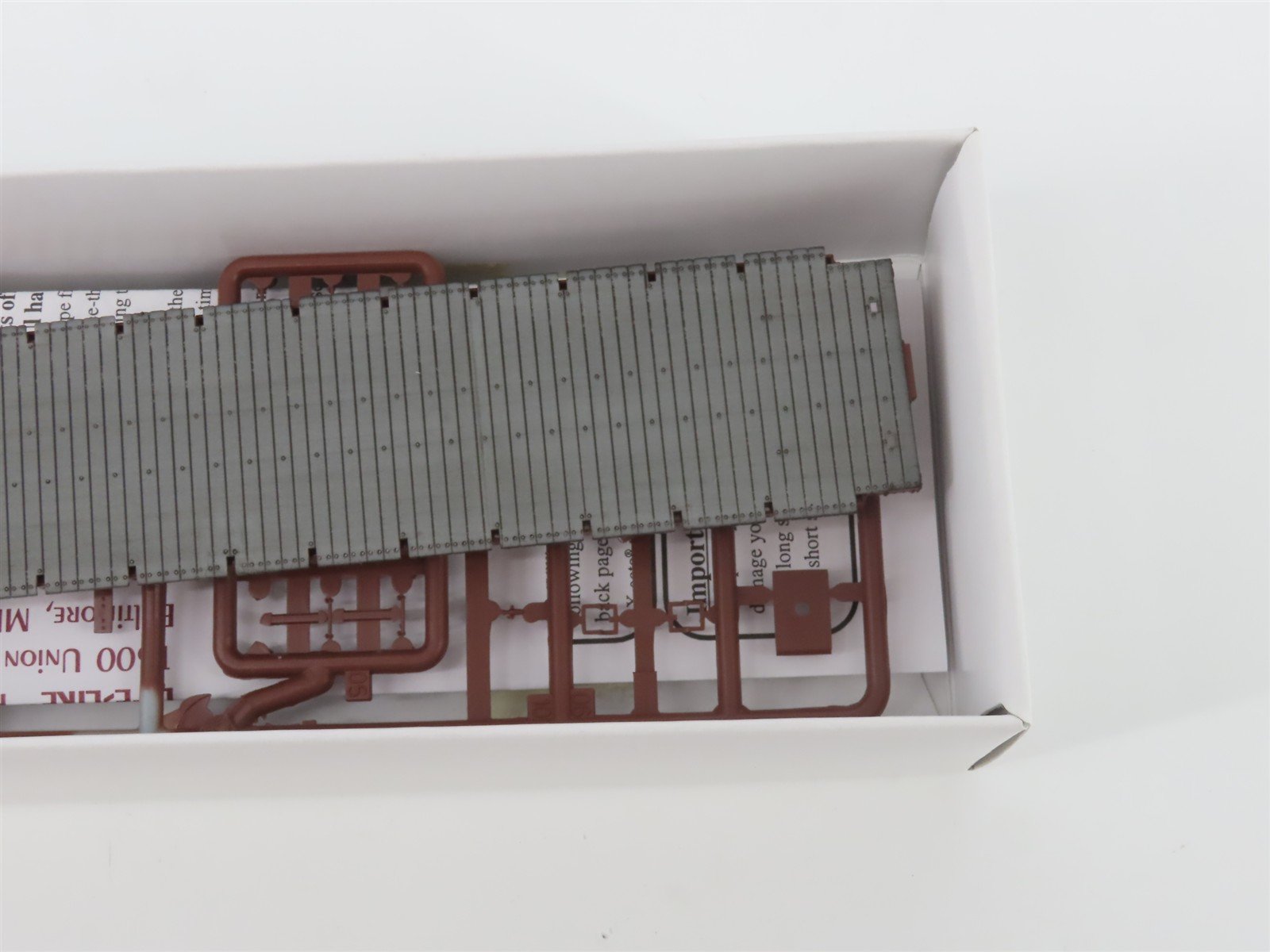 HO Scale PROTO 2000 Kit #21925 M&STL Minneapolis & St Louis Flat Car #23745