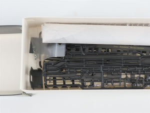 HO Scale Branchline 5030 C&O Chesapeake & Ohio 8-1-2 Sleeper Passenger Car Kit