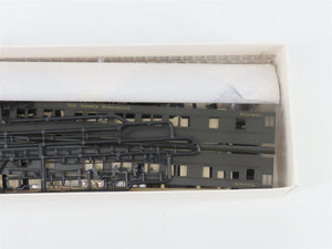 HO Scale Branchline 5030 C&O Chesapeake & Ohio 8-1-2 Sleeper Passenger Car Kit