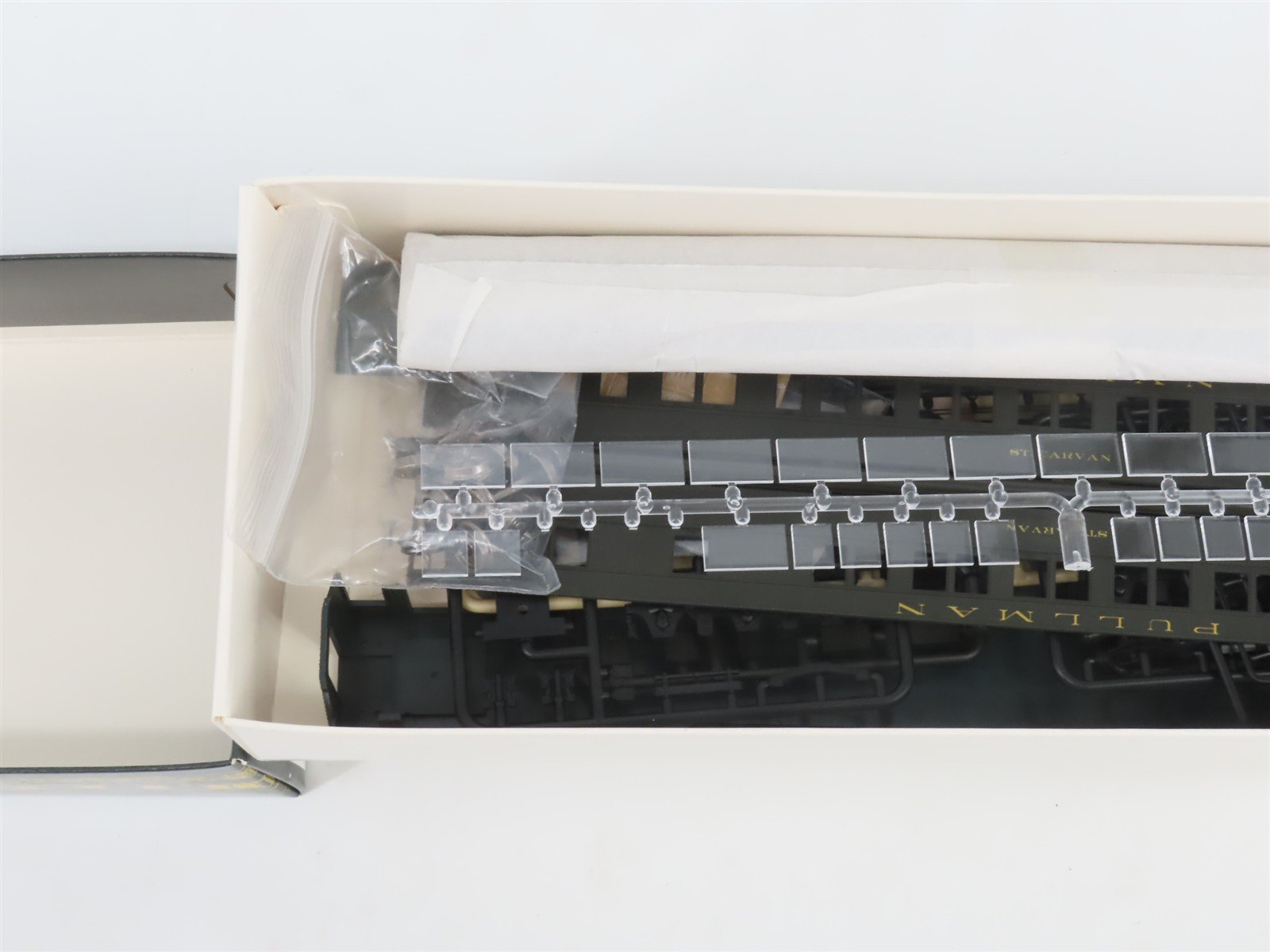 HO Scale Branchline 5301 Pullman 12-1 Sleeper Passenger Car 