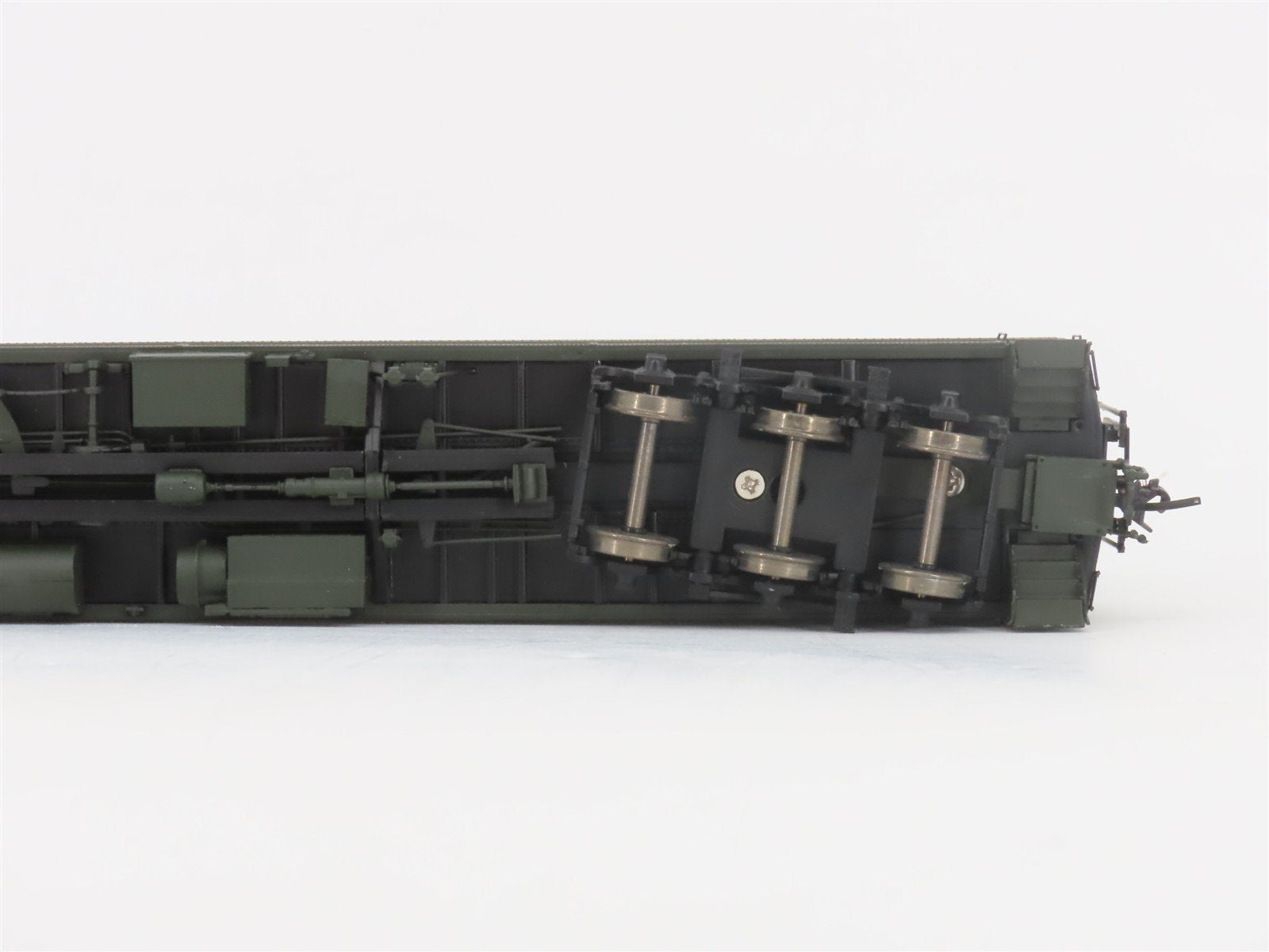HO Scale Branchline 15303 Pullman 1-21 Sleeper Passenger Car 