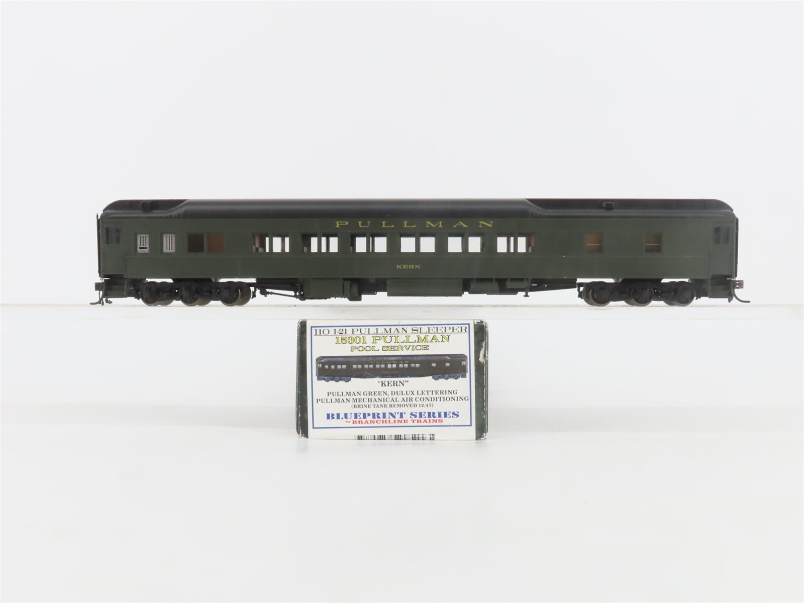 HO Scale Branchline 15301 Pullman 1-21 Sleeper Passenger Car "Kern"