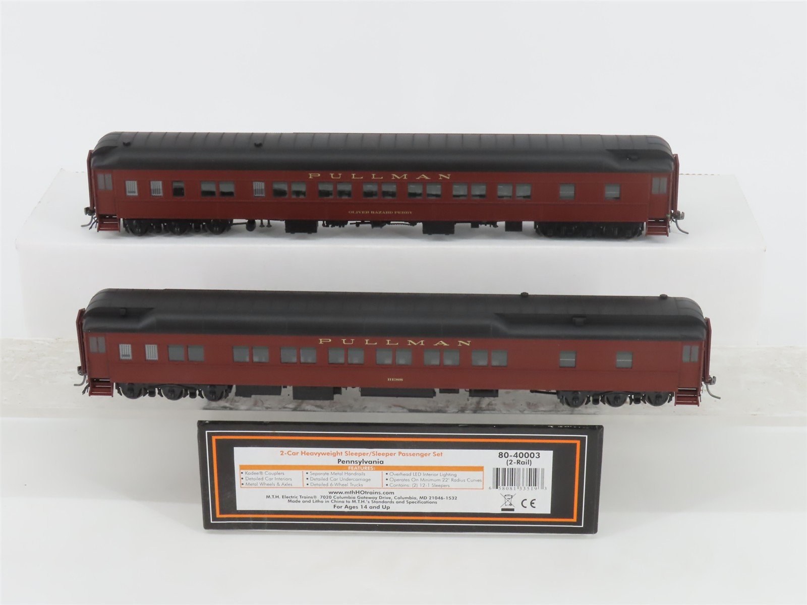 HO Scale MTH 80-40003 Pullman Maroon HW Sleeper Passenger 2-Car Set w/Lights