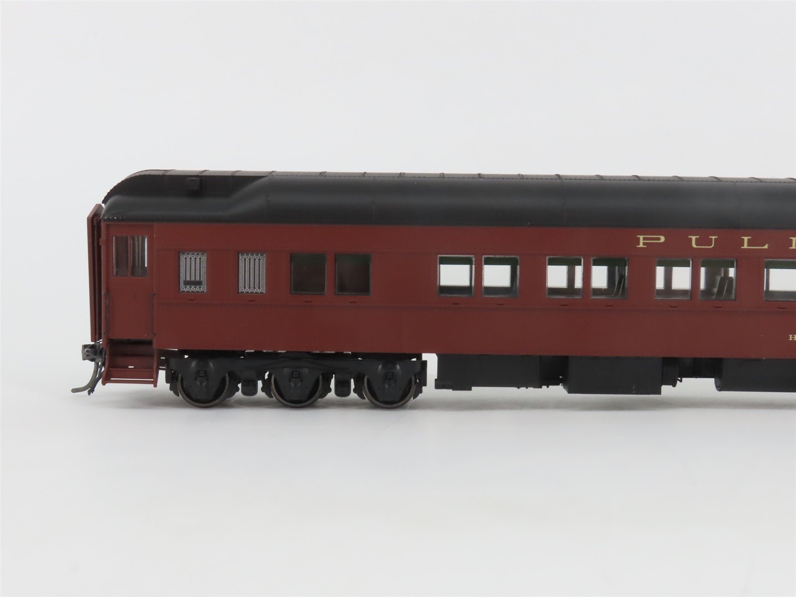 HO Scale MTH 80-40003 Pullman Maroon HW Sleeper Passenger 2-Car Set w/Lights