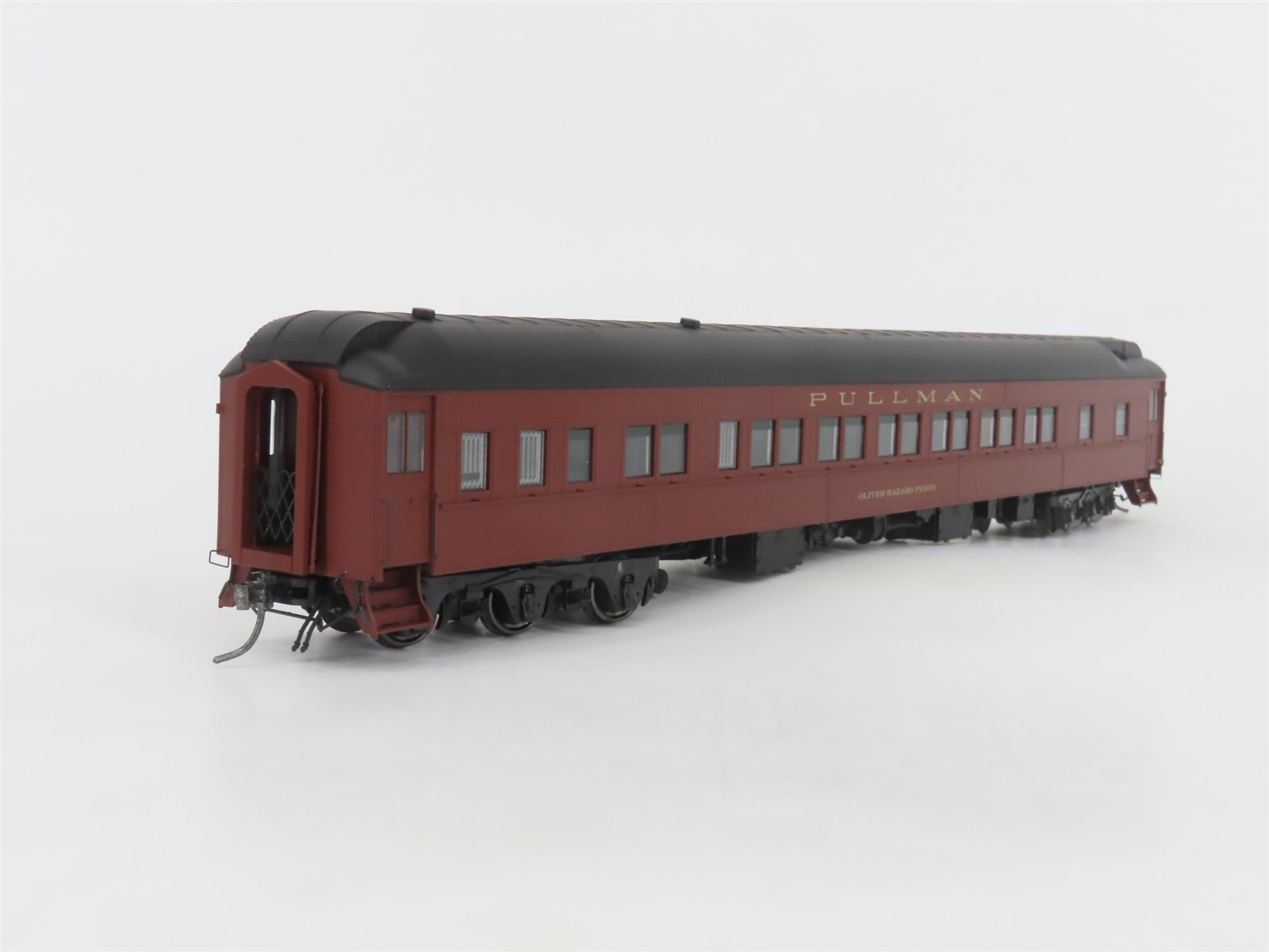 HO Scale MTH 80-40003 Pullman Maroon HW Sleeper Passenger 2-Car Set w/Lights