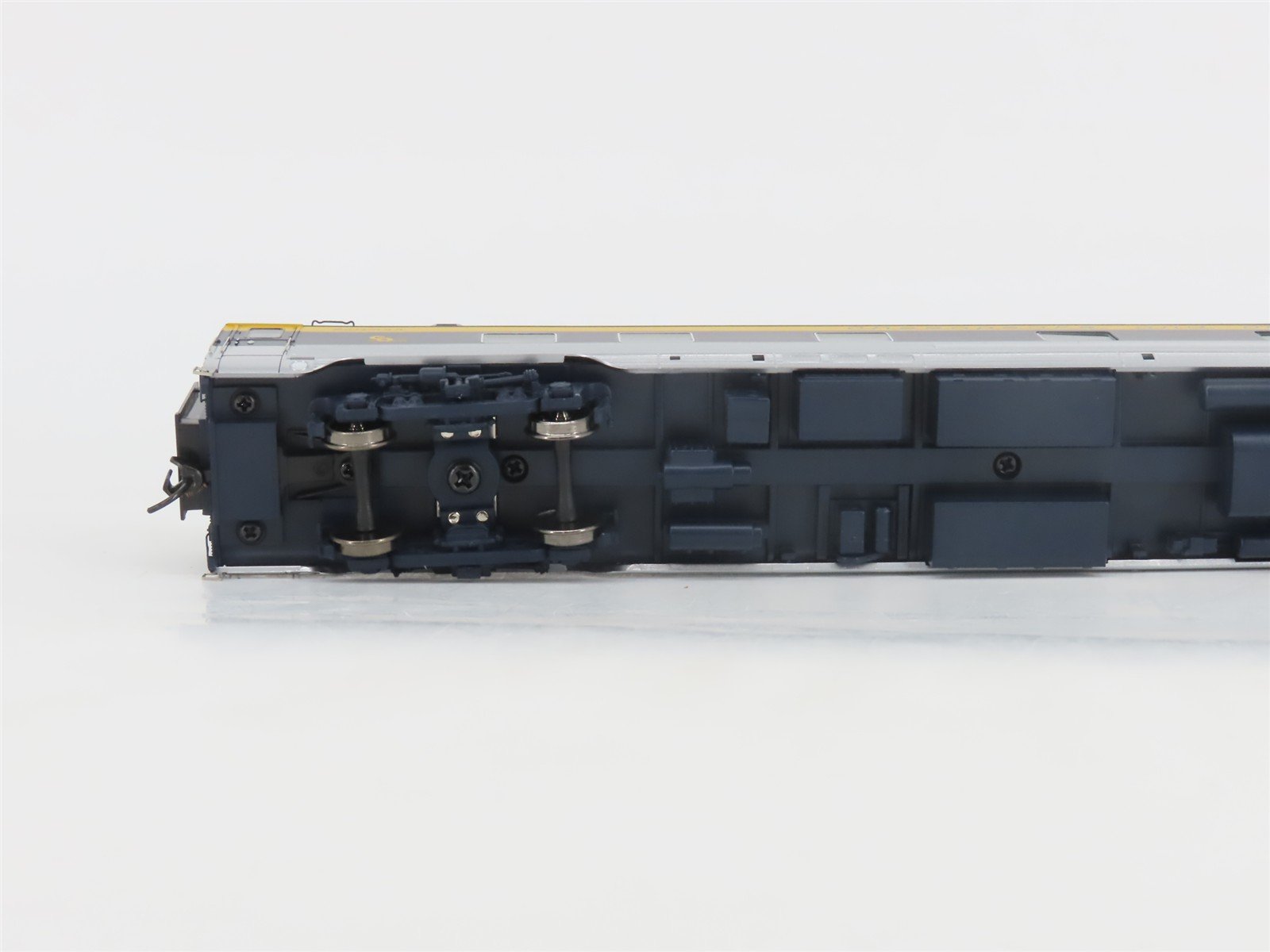 HO Walthers Proto 920-9366 C&O Chesapeake & Ohio P-S 85' Sleeper Passenger Car