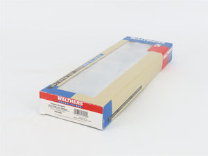 HO Scale Walthers RTR 932-6849 C&O Chesapeake & Ohio 10-6 Sleeper Passenger Car