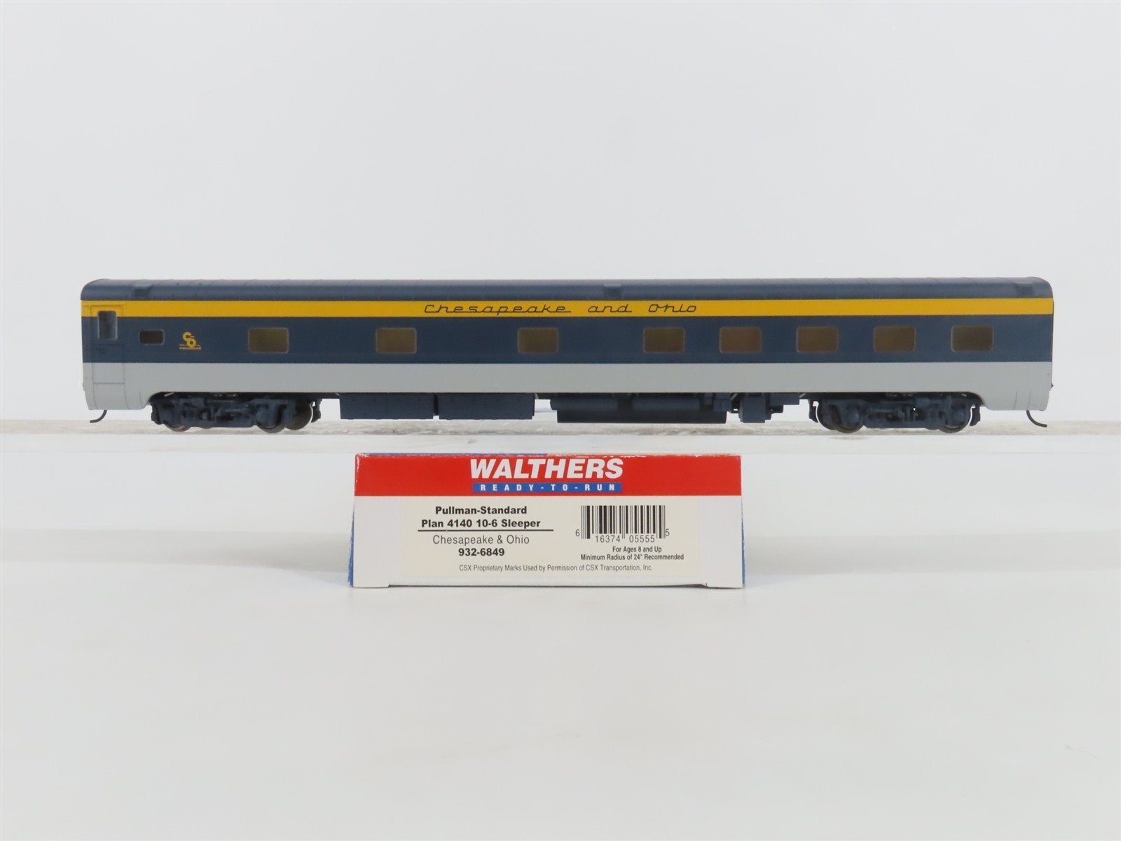 HO Scale Walthers RTR 932-6849 C&O Chesapeake & Ohio 10-6 Sleeper Passenger Car