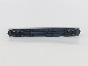 HO Scale Walthers RTR 932-6849 C&O Chesapeake & Ohio 10-6 Sleeper Passenger Car
