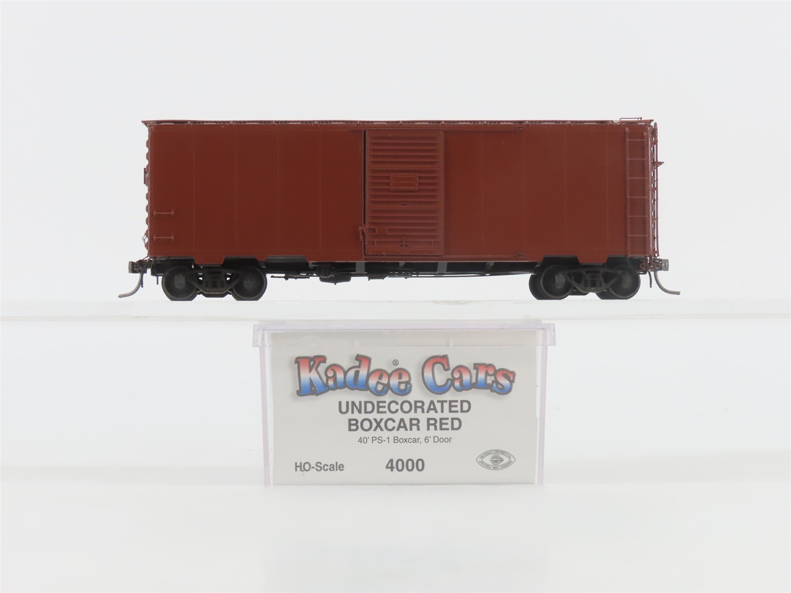 HO Scale Kadee 4000 Unlettered 40' PS-1 Single 6' Door Box Car